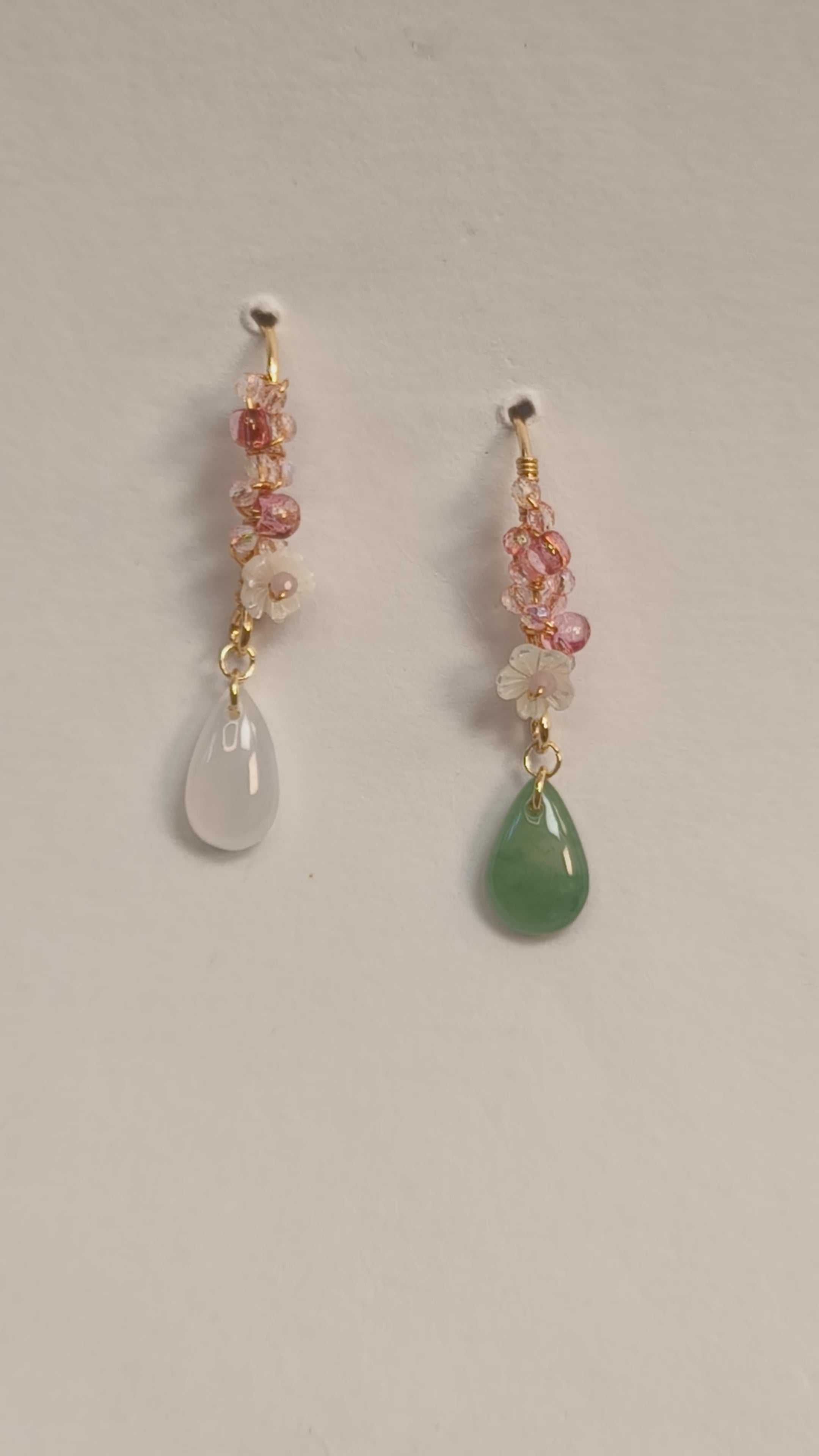 WE delite crystal and jadeite earring