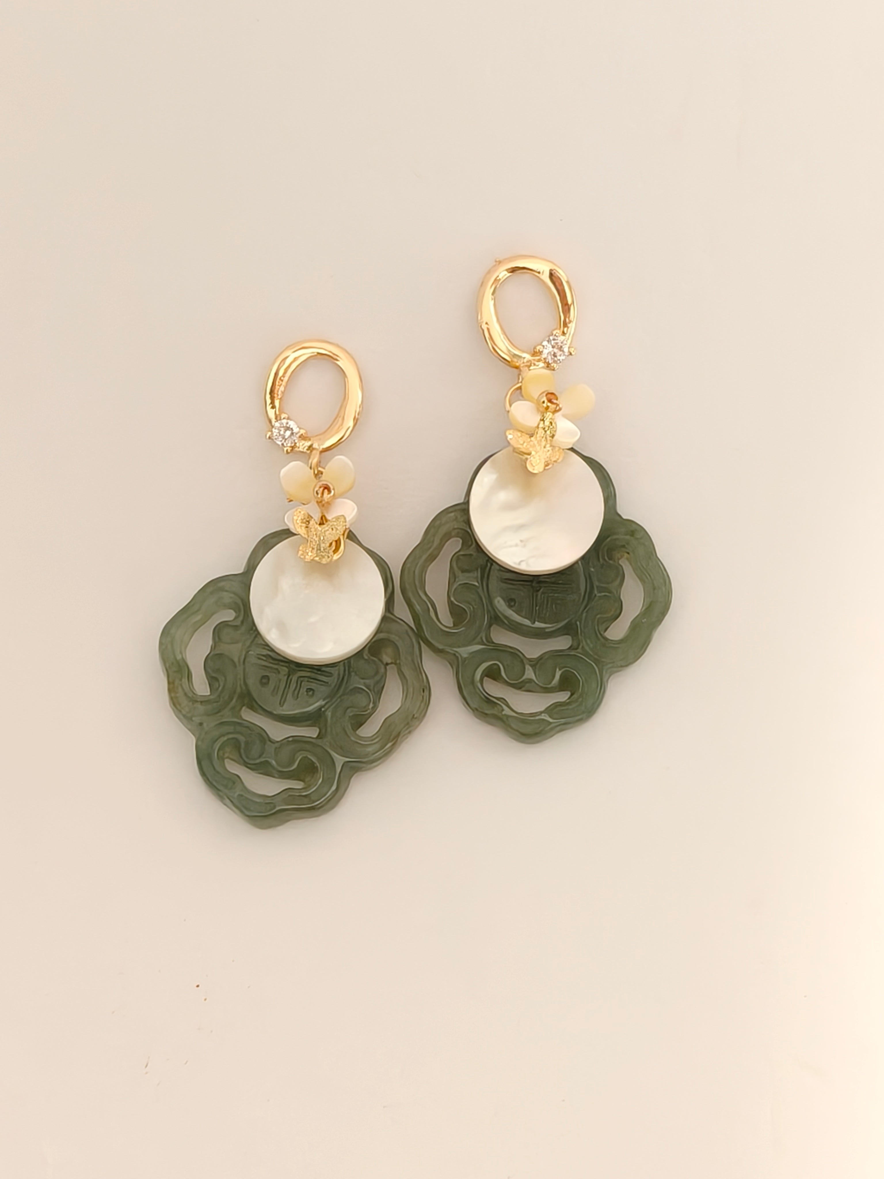 WE Monet jadeite earring
