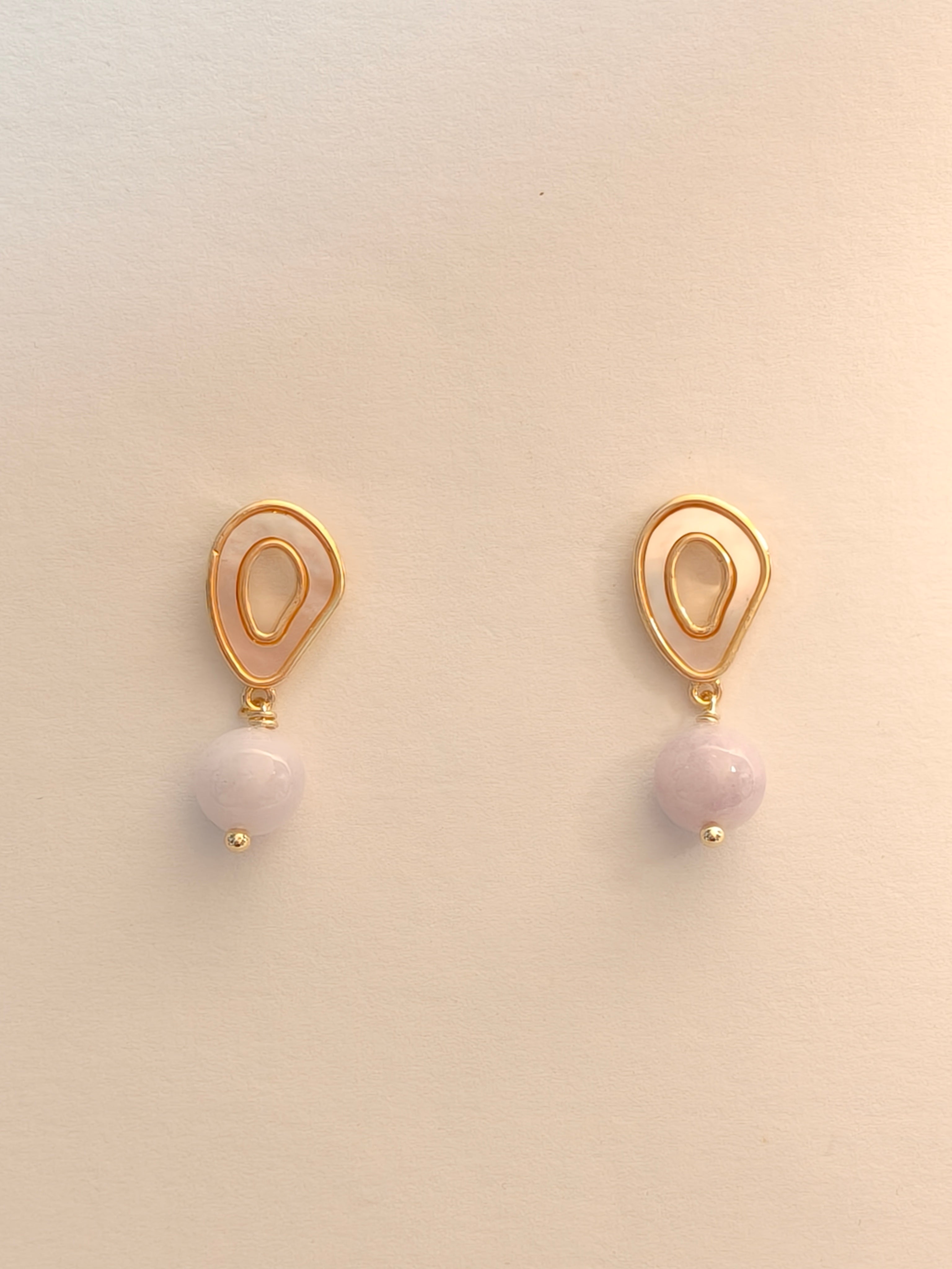 WE lavender jadeite earring