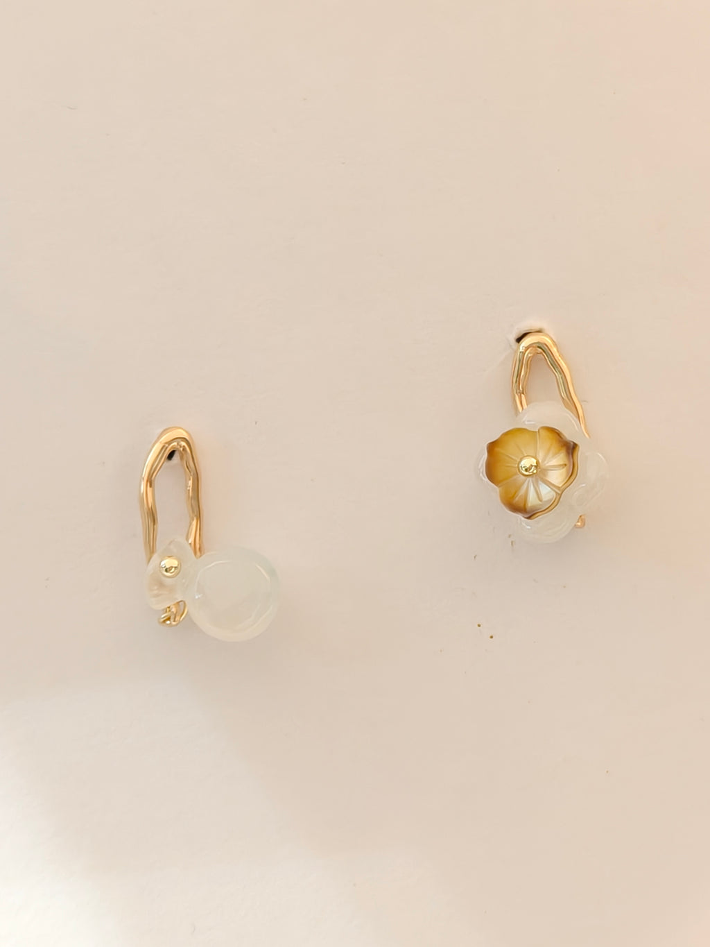 WE Monet jadeite earring