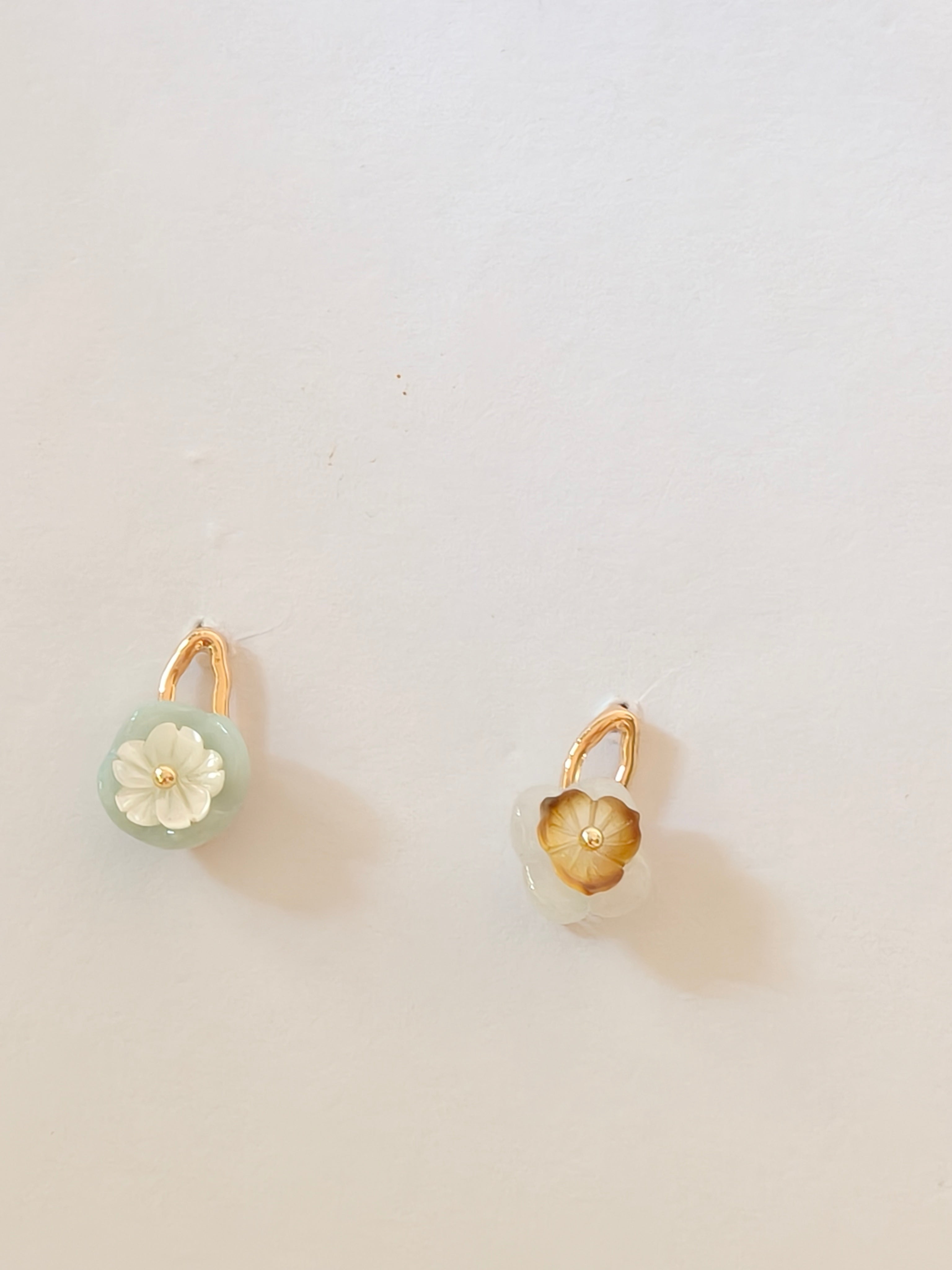 WE Monet jadeite earring