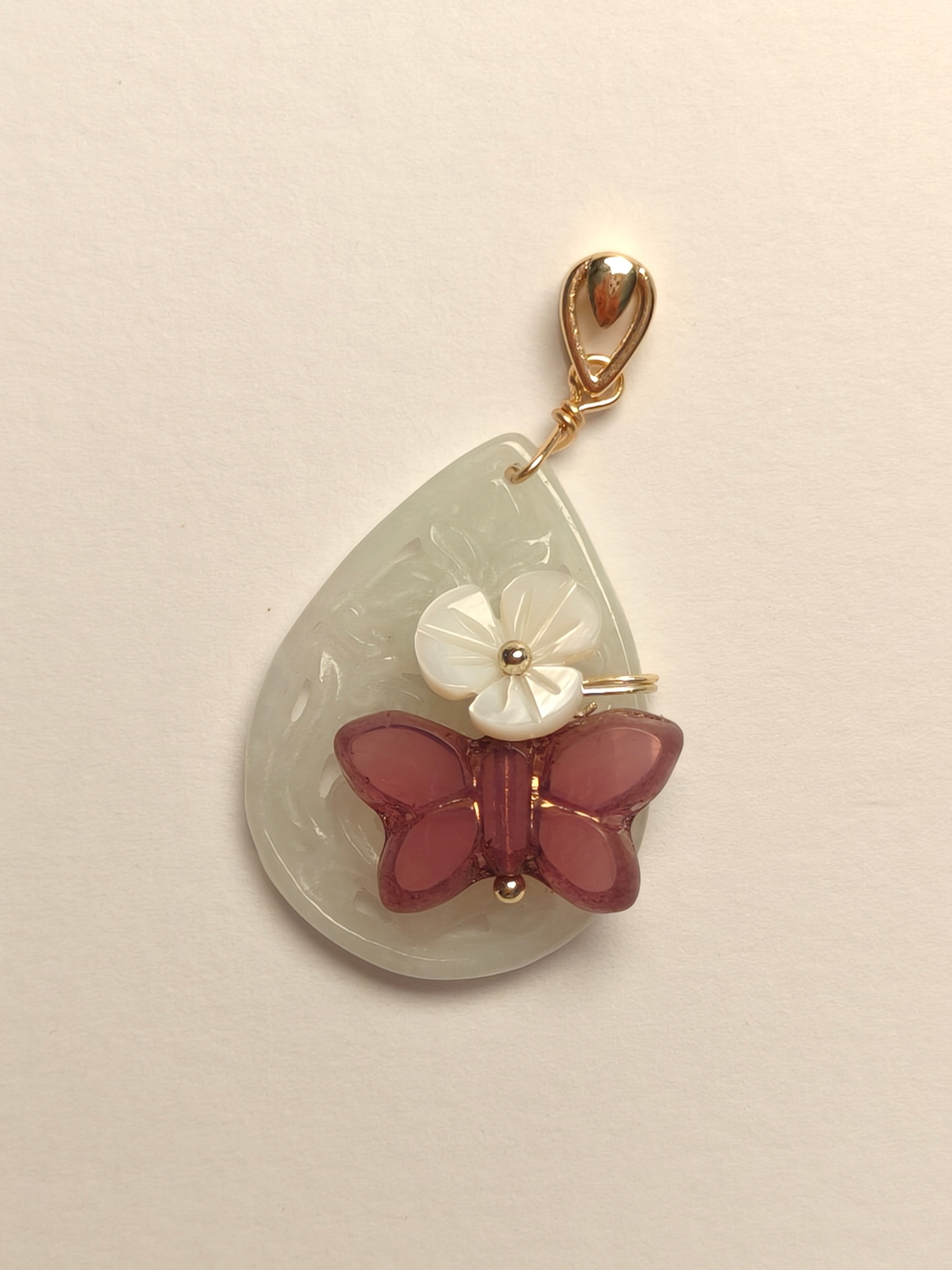 WE Water drop jadeite pendant with free necklace