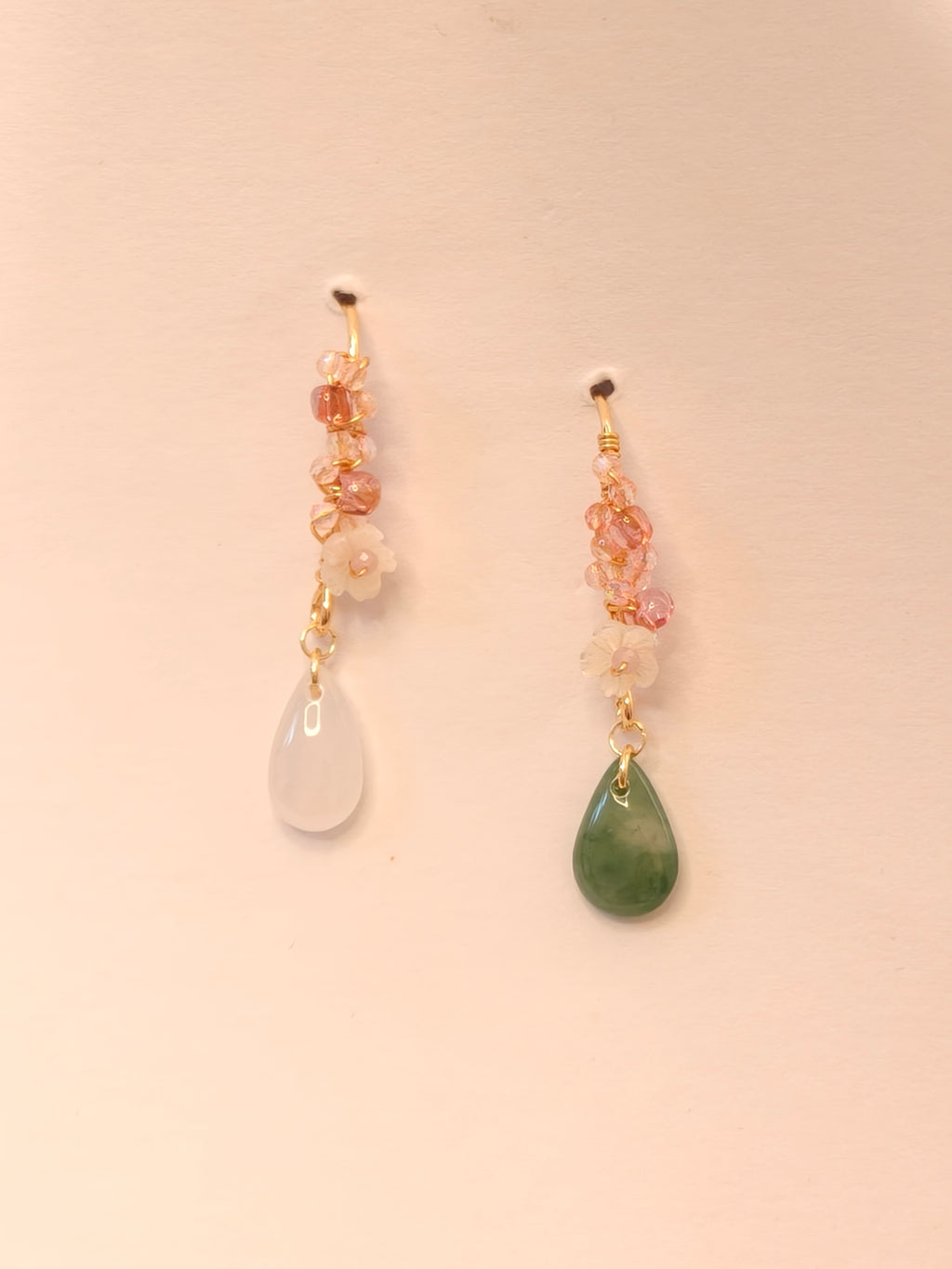 WE delite crystal and jadeite earring