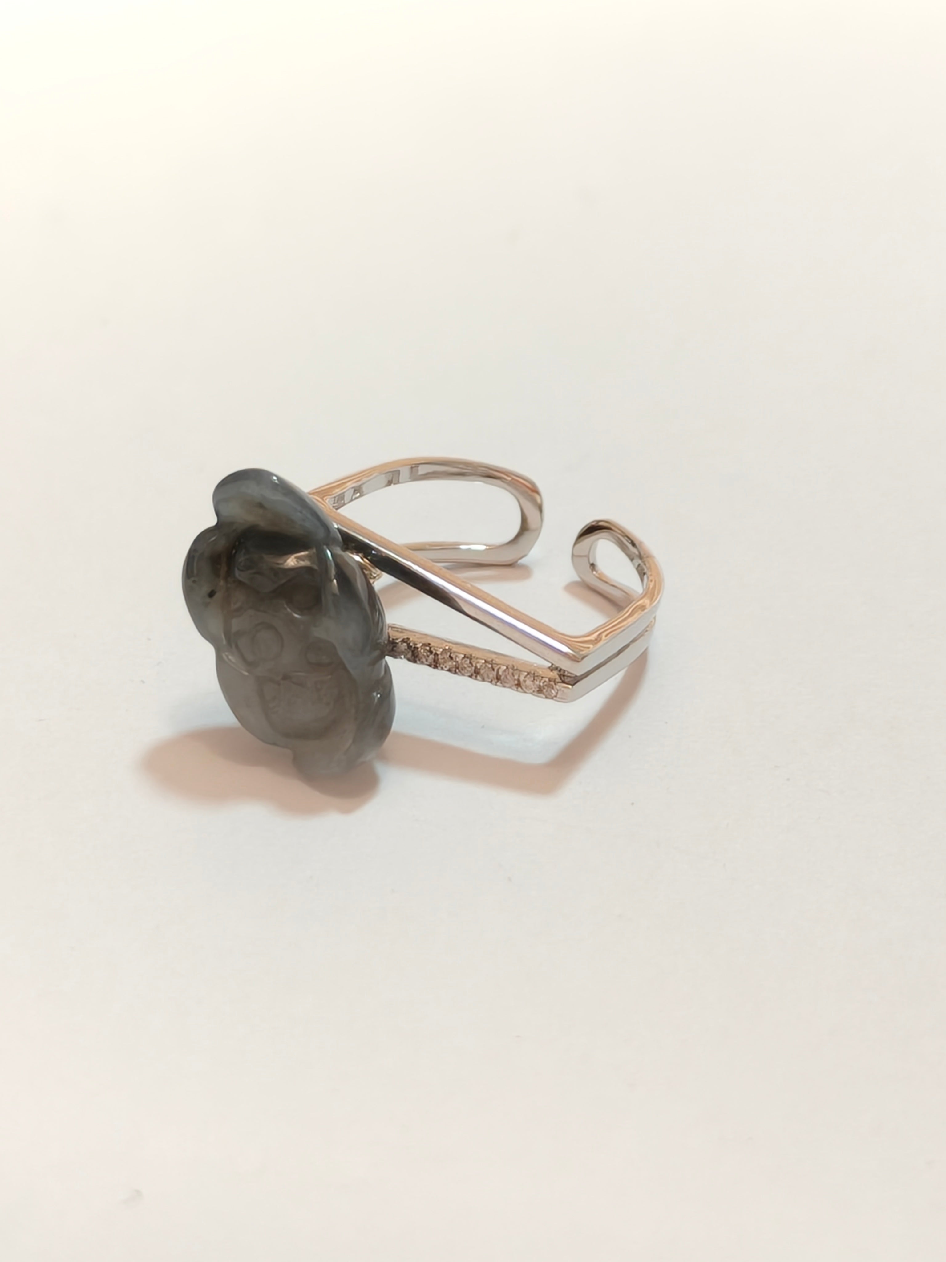 WE Monet Ring