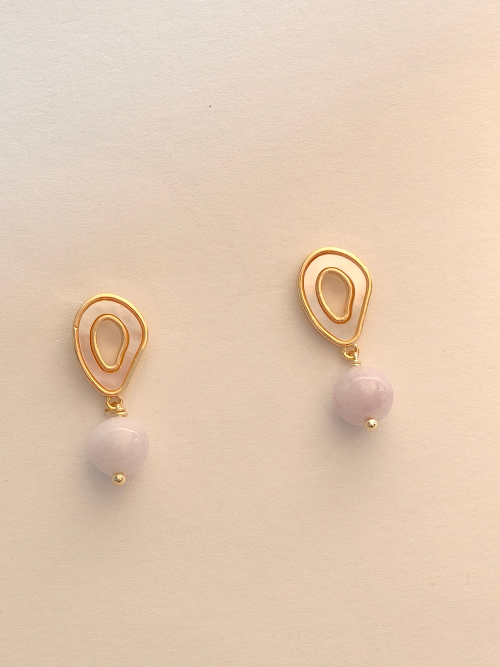 WE lavender jadeite earring