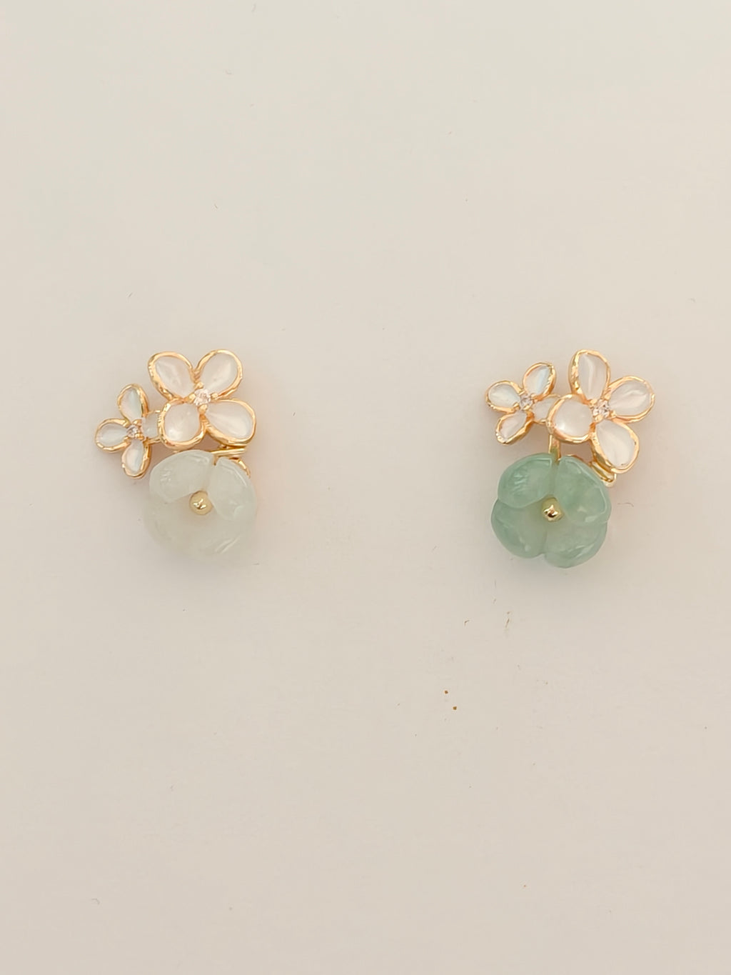 WE Monet jadeite earring