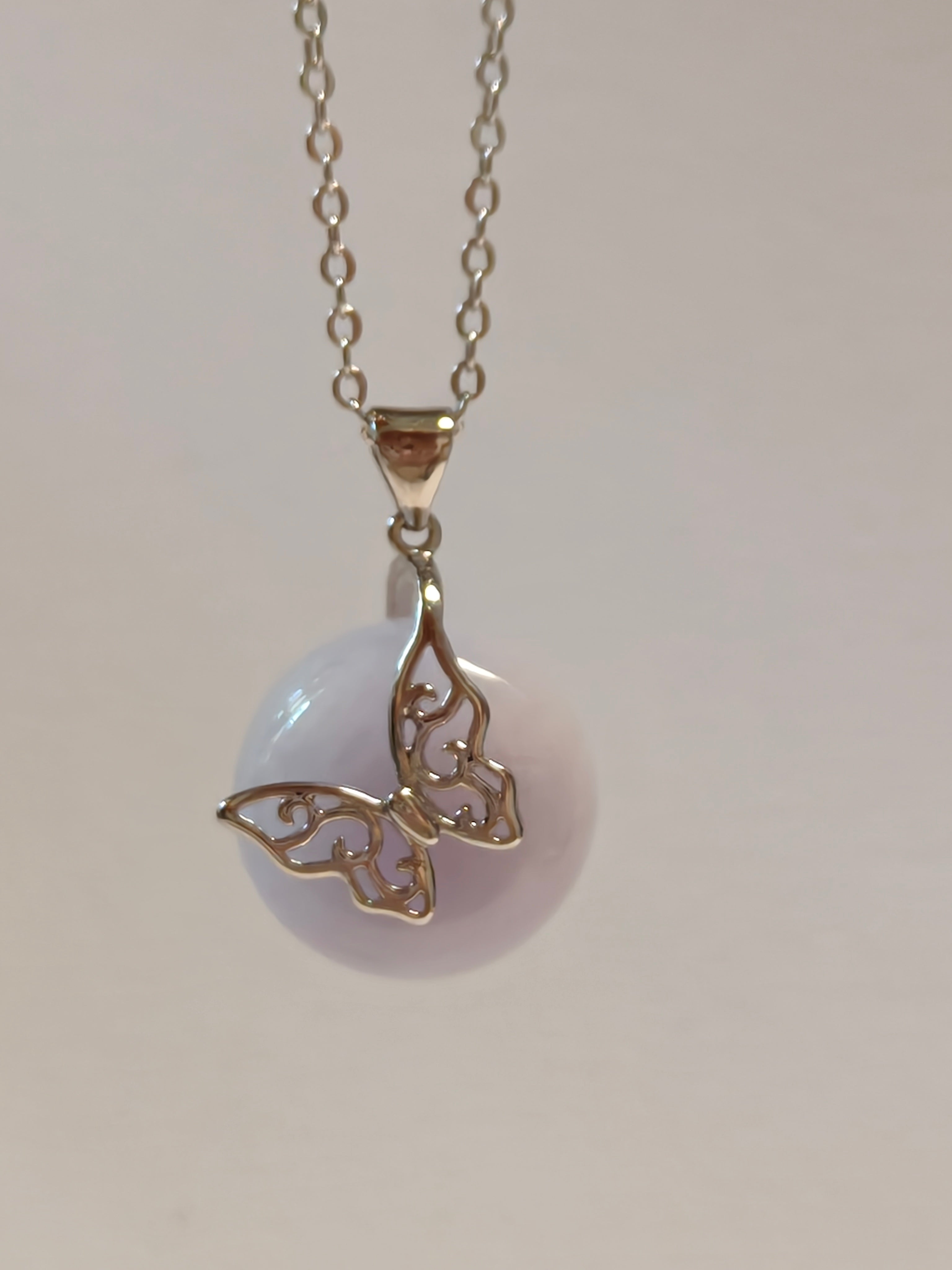 WE LU LU tong (路路通) lavender jadeite