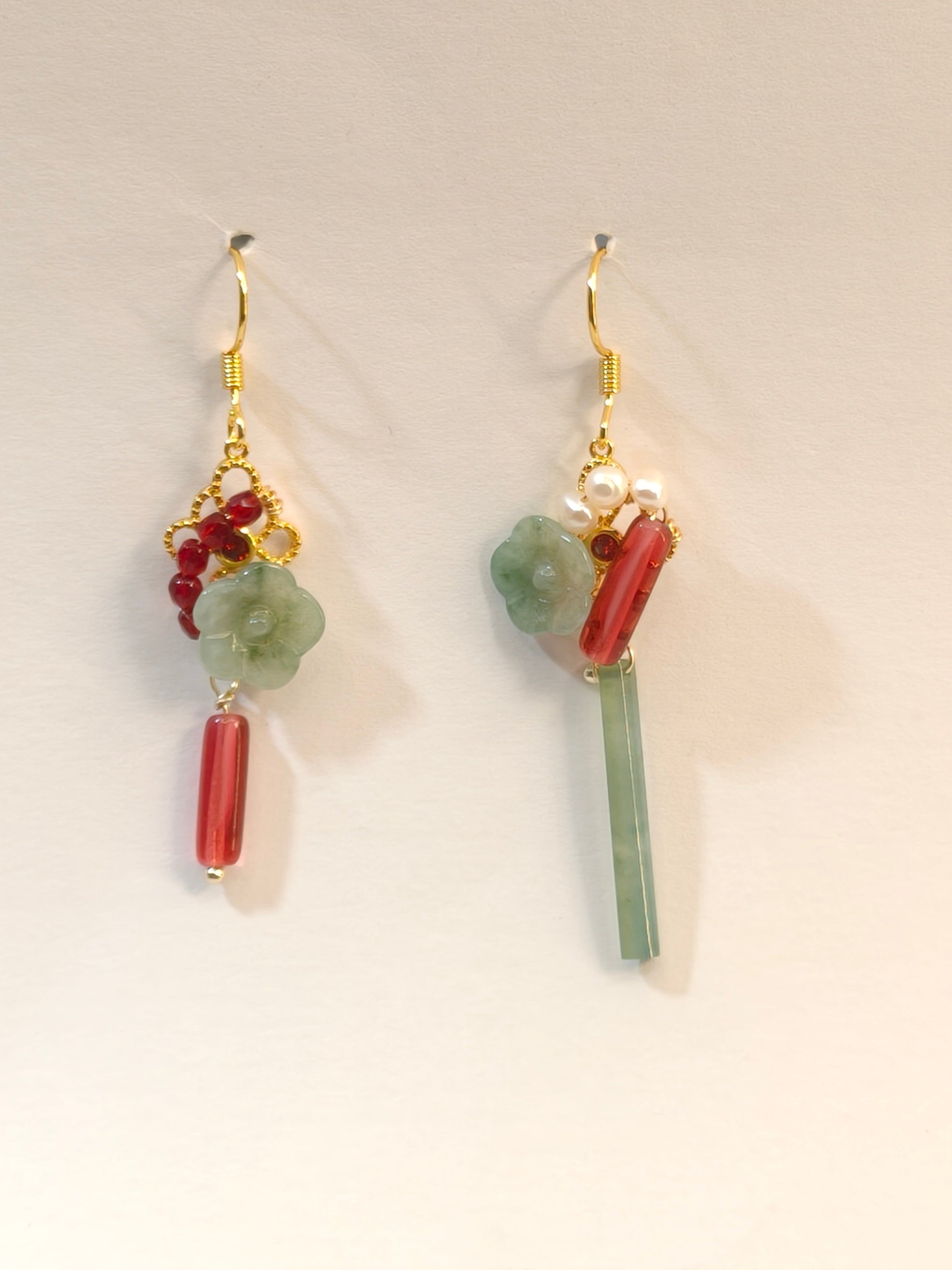WE jadeite earring