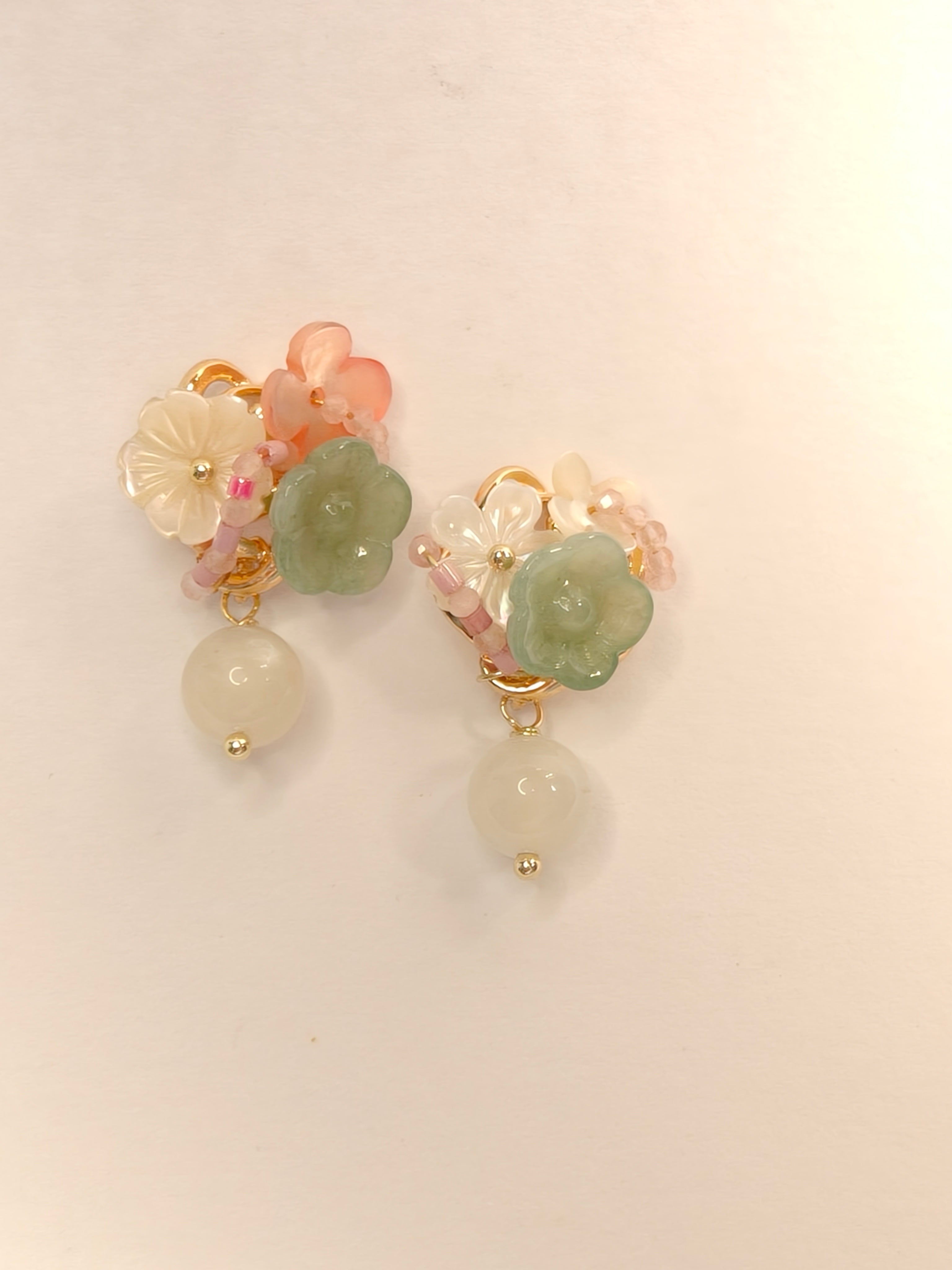 WE Monet jadeite earring