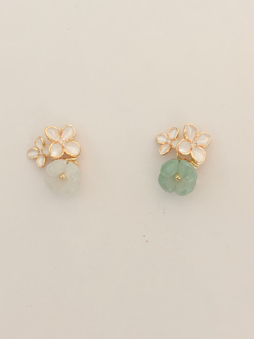 WE Monet jadeite earring
