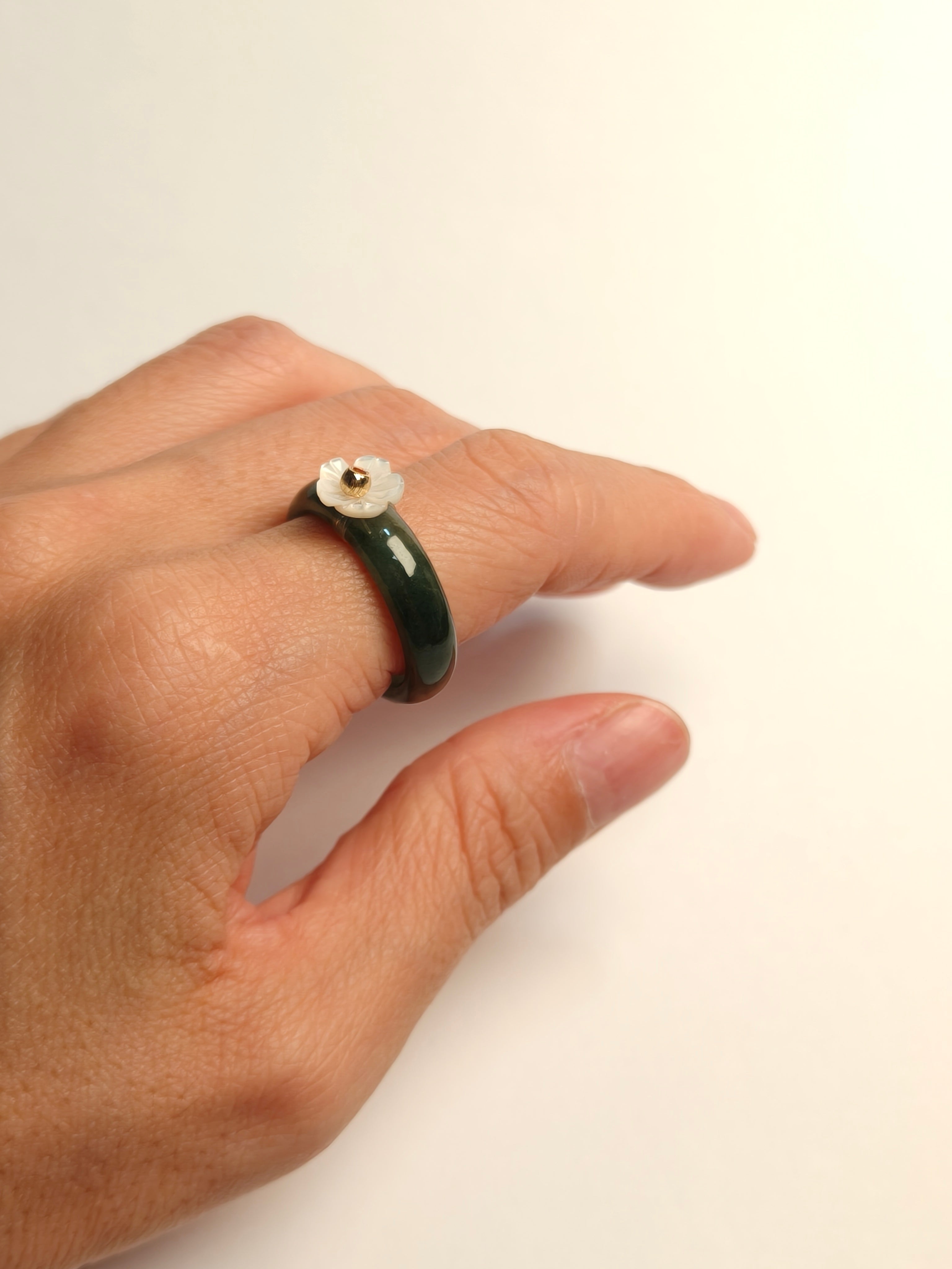 WE minimalist jadeite ring US size 8.5