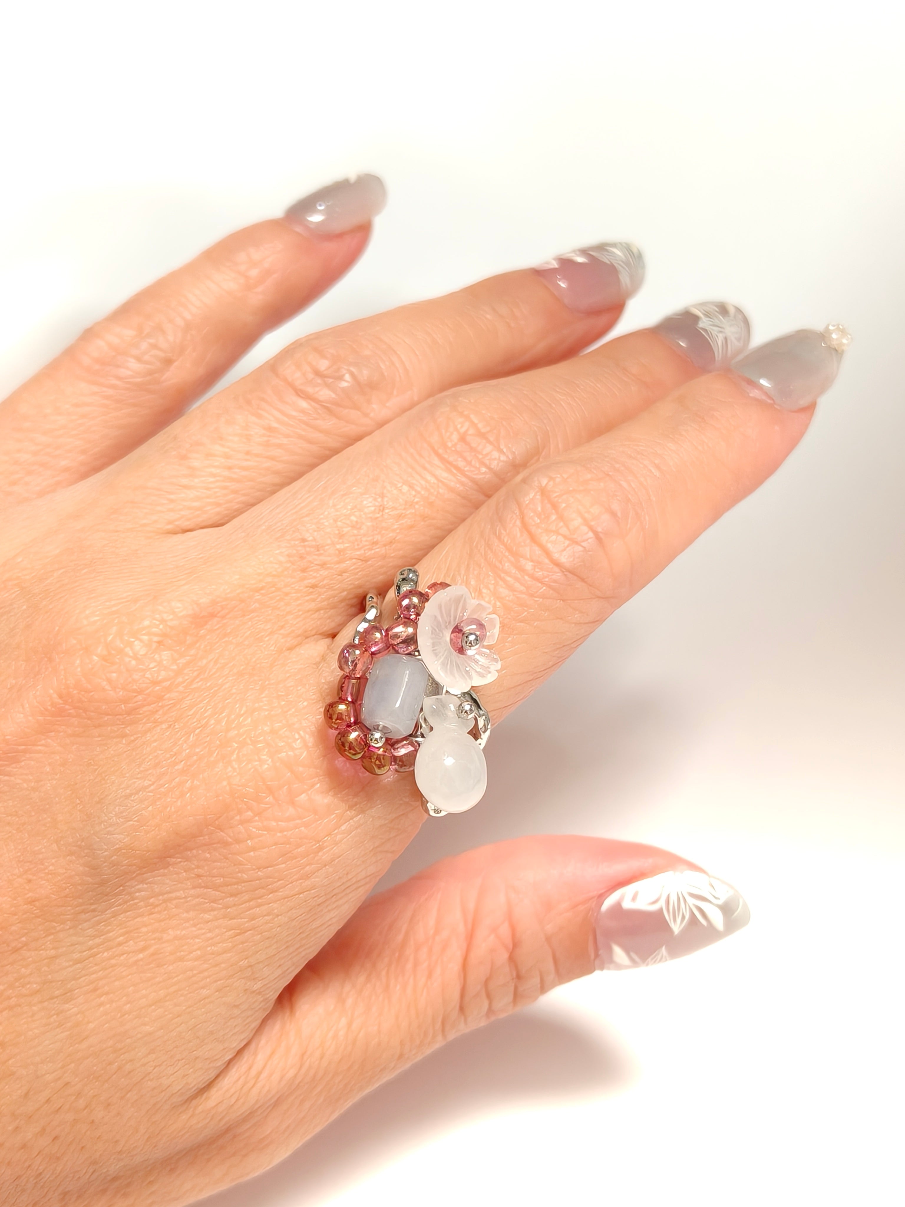 WE Monet money bag Ring
