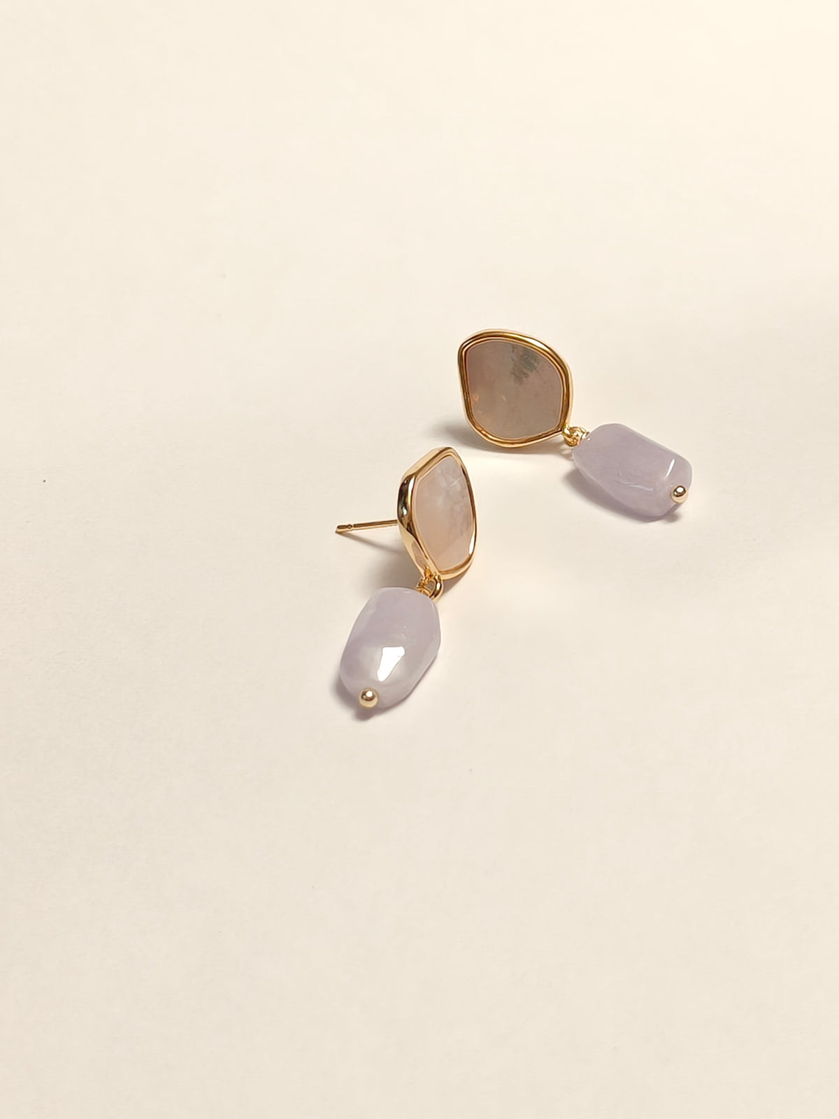 WE lavender jadeite earring