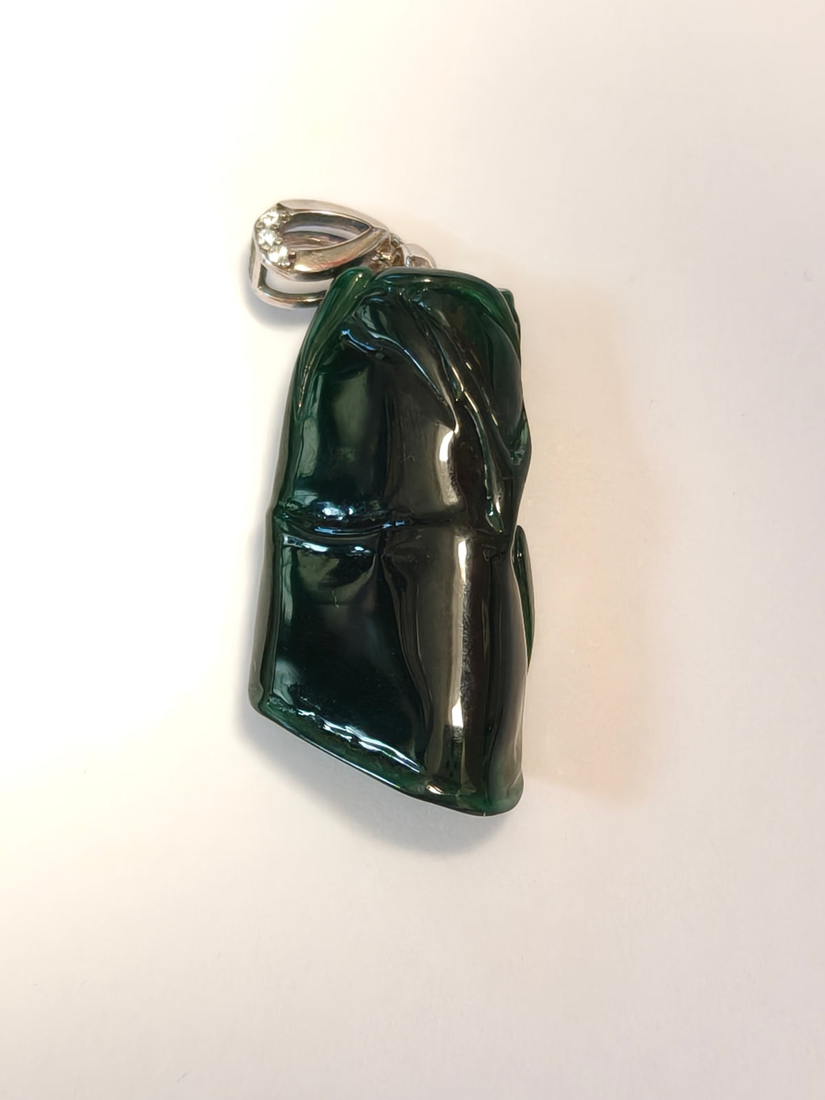 WE Liora - type A mo cui black  jadeite pendant with certificate