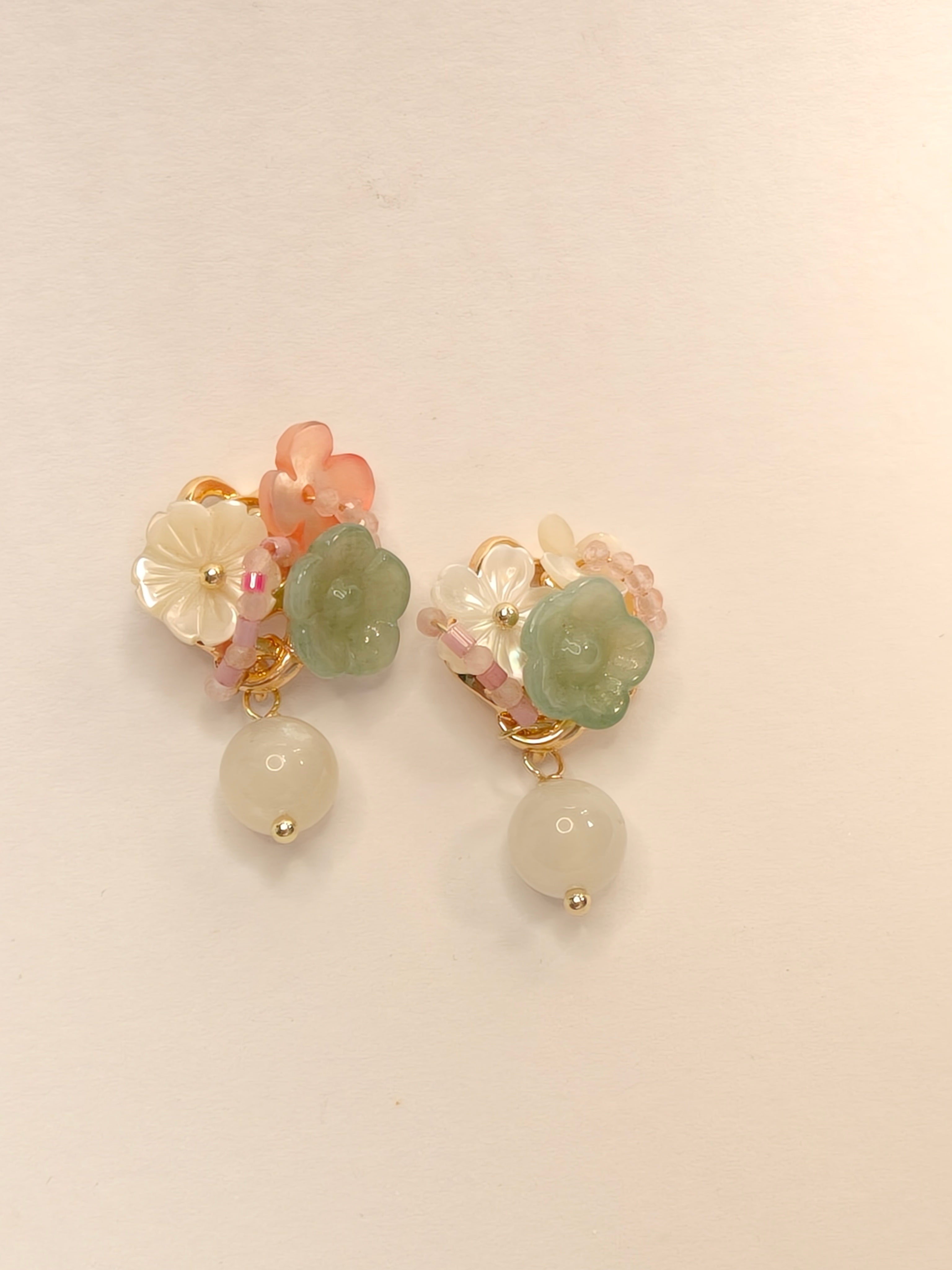 WE Monet jadeite earring