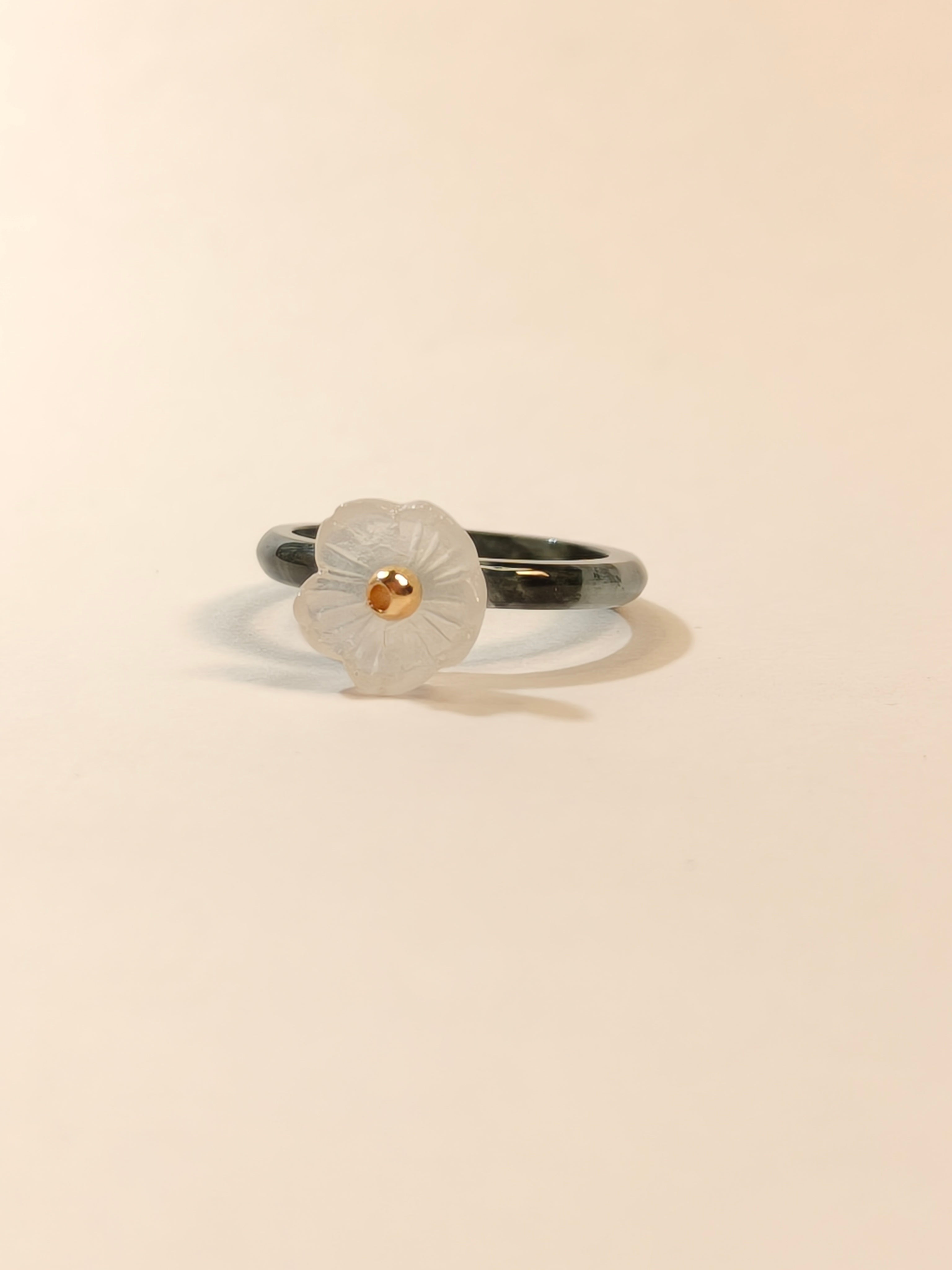 WE minimalist jadeite ring
