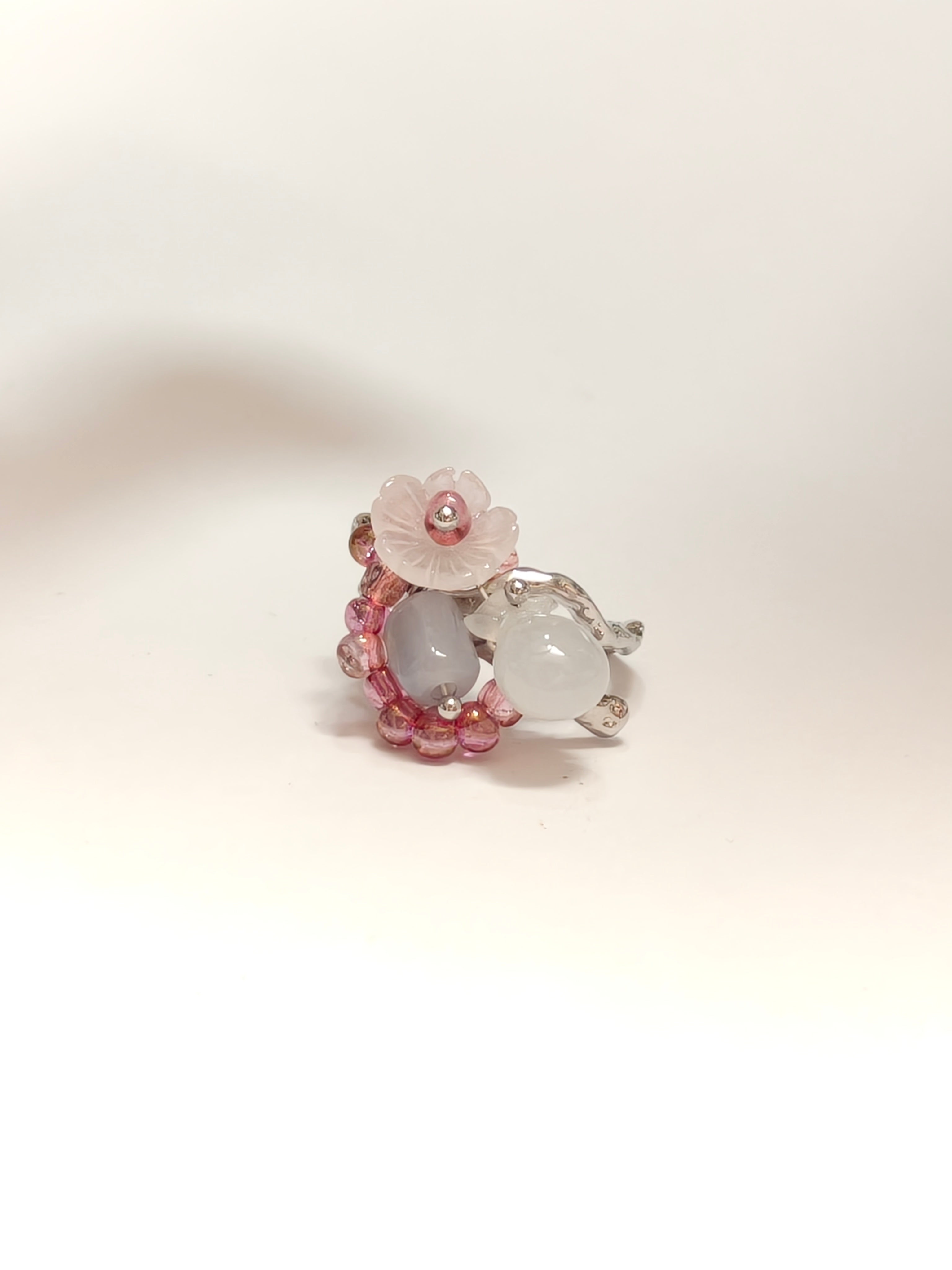 WE Monet money bag Ring