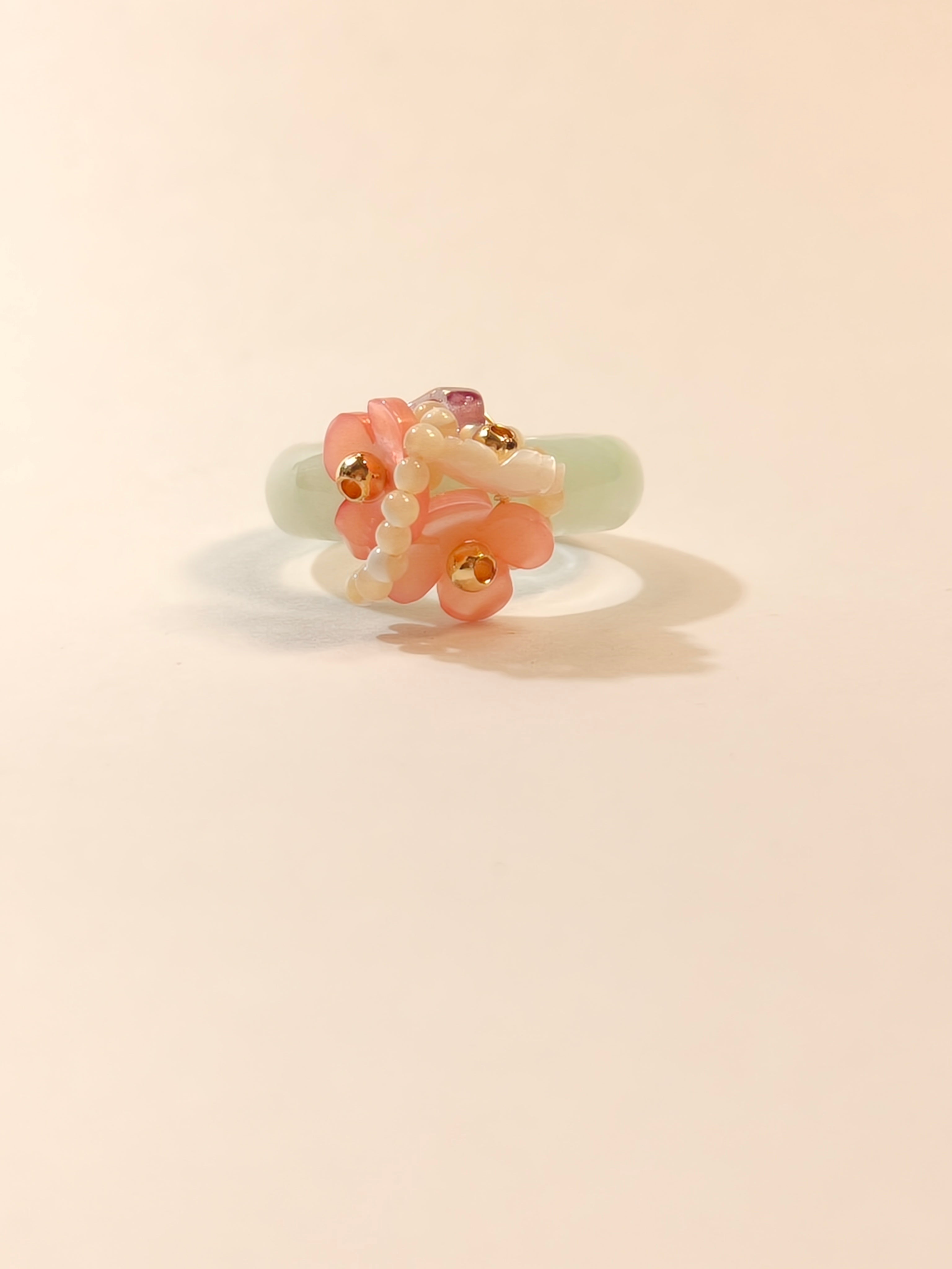 WE minimalist jadeite ring
