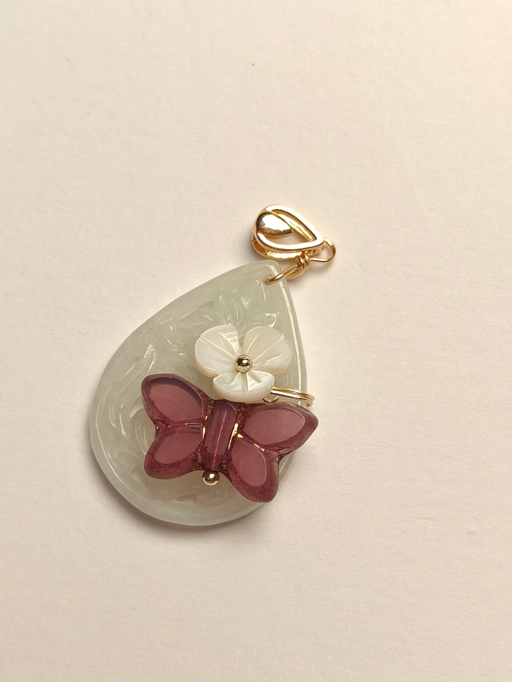 WE Water drop jadeite pendant with free necklace