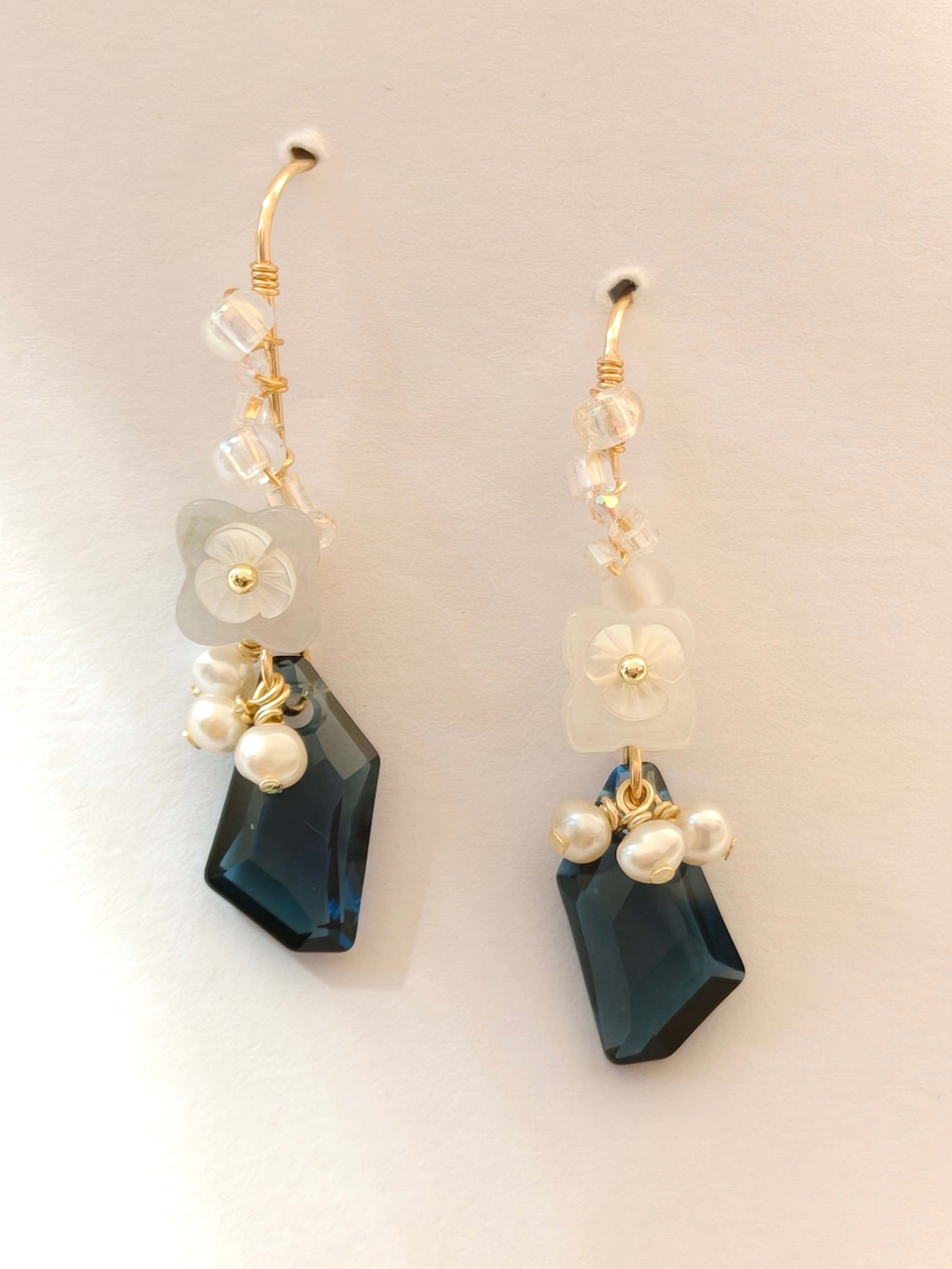 WE delite Swarovski crystal and jadeite earring