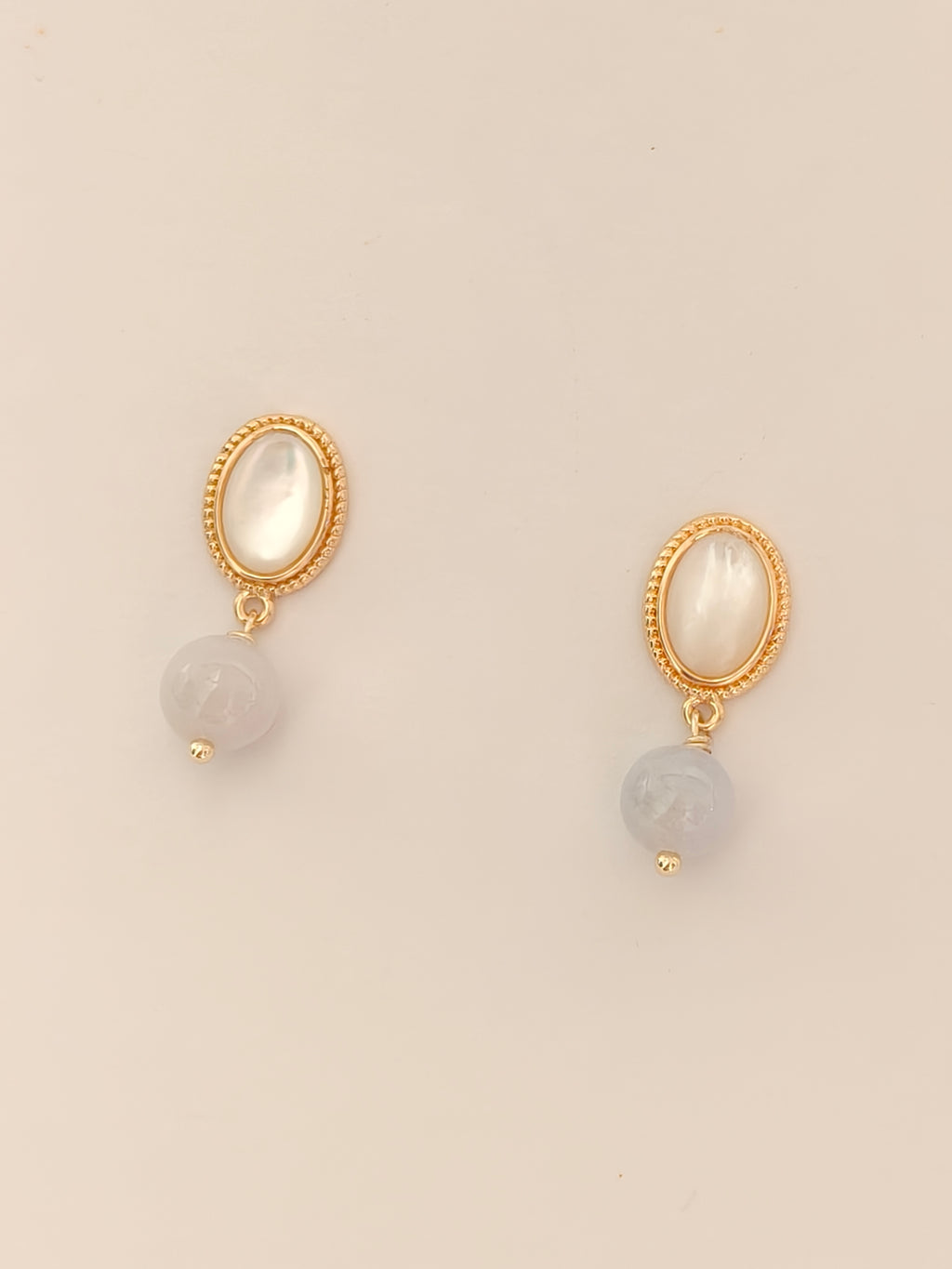 WE lavender jadeite earring