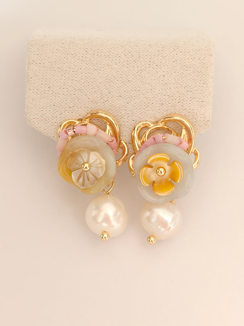 WE Monet flower jadeite earring