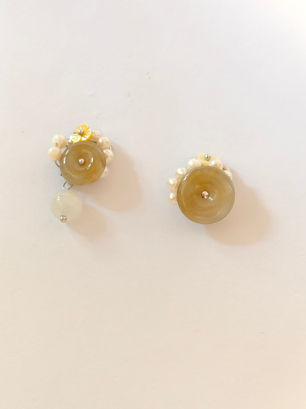 WE Monet jadeite earring