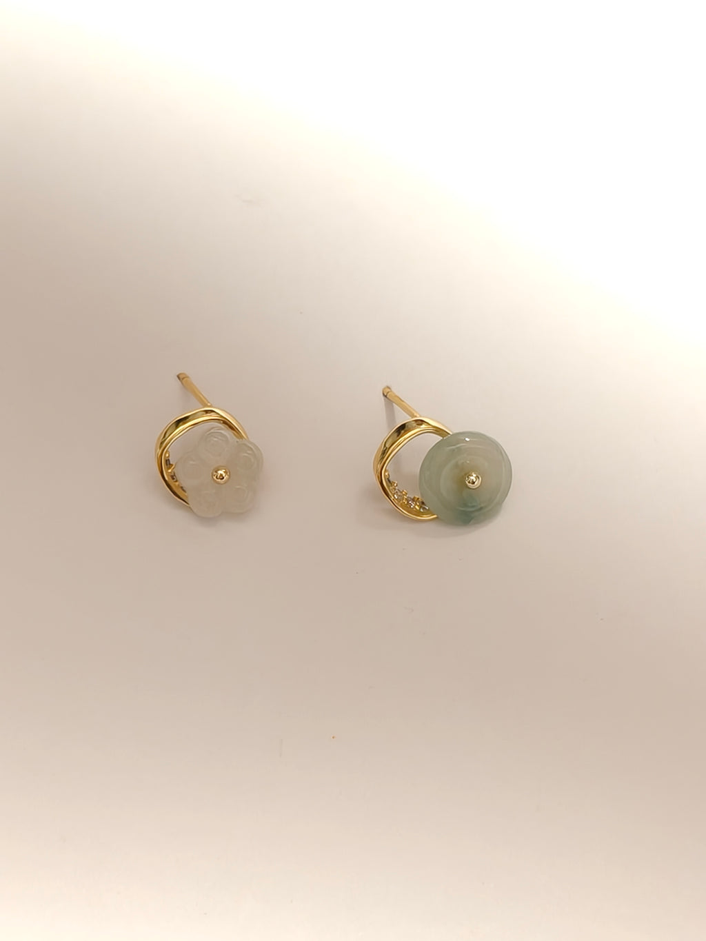 WE Monet jadeite earring