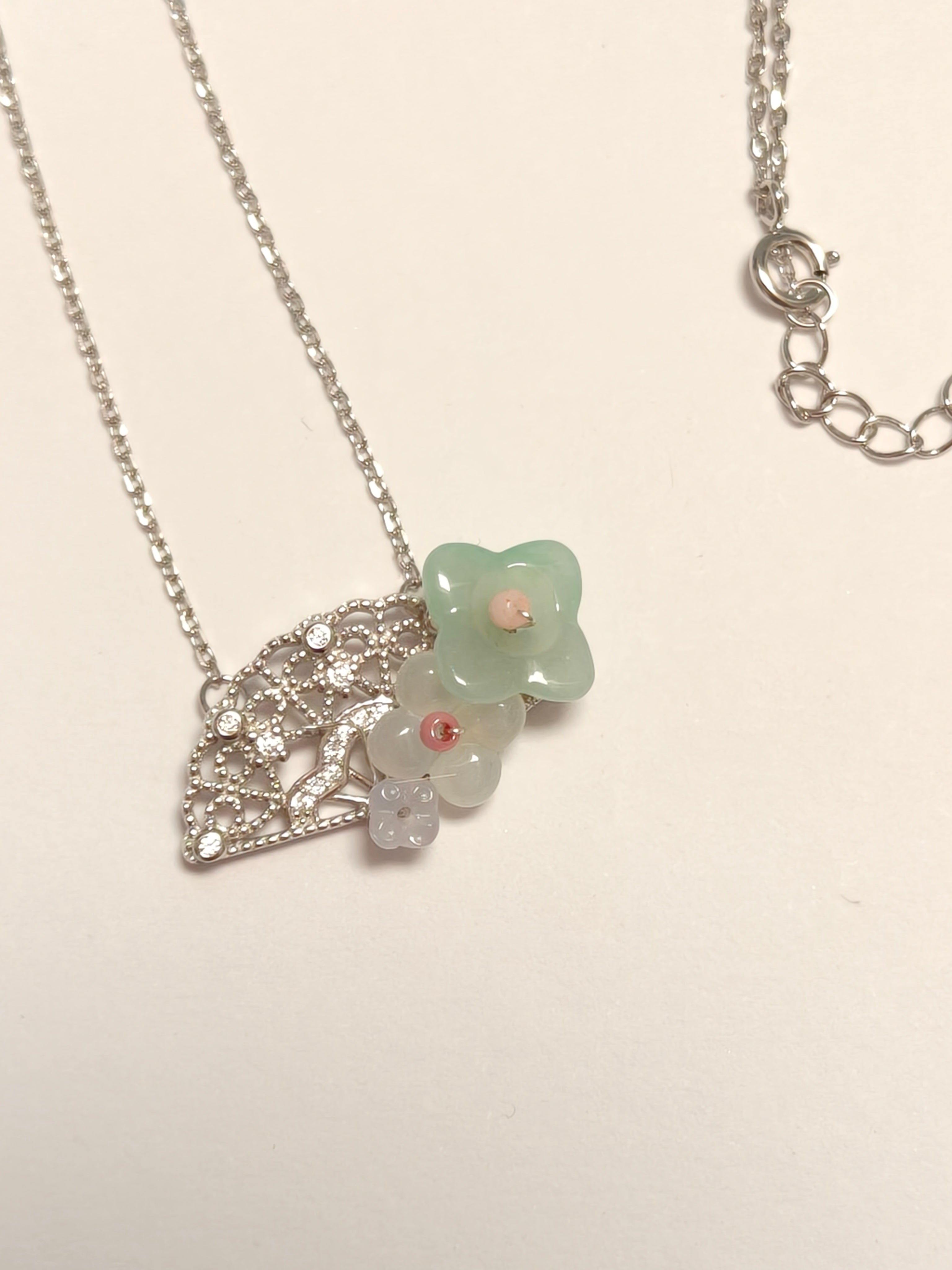 WE monet jadeite necklace