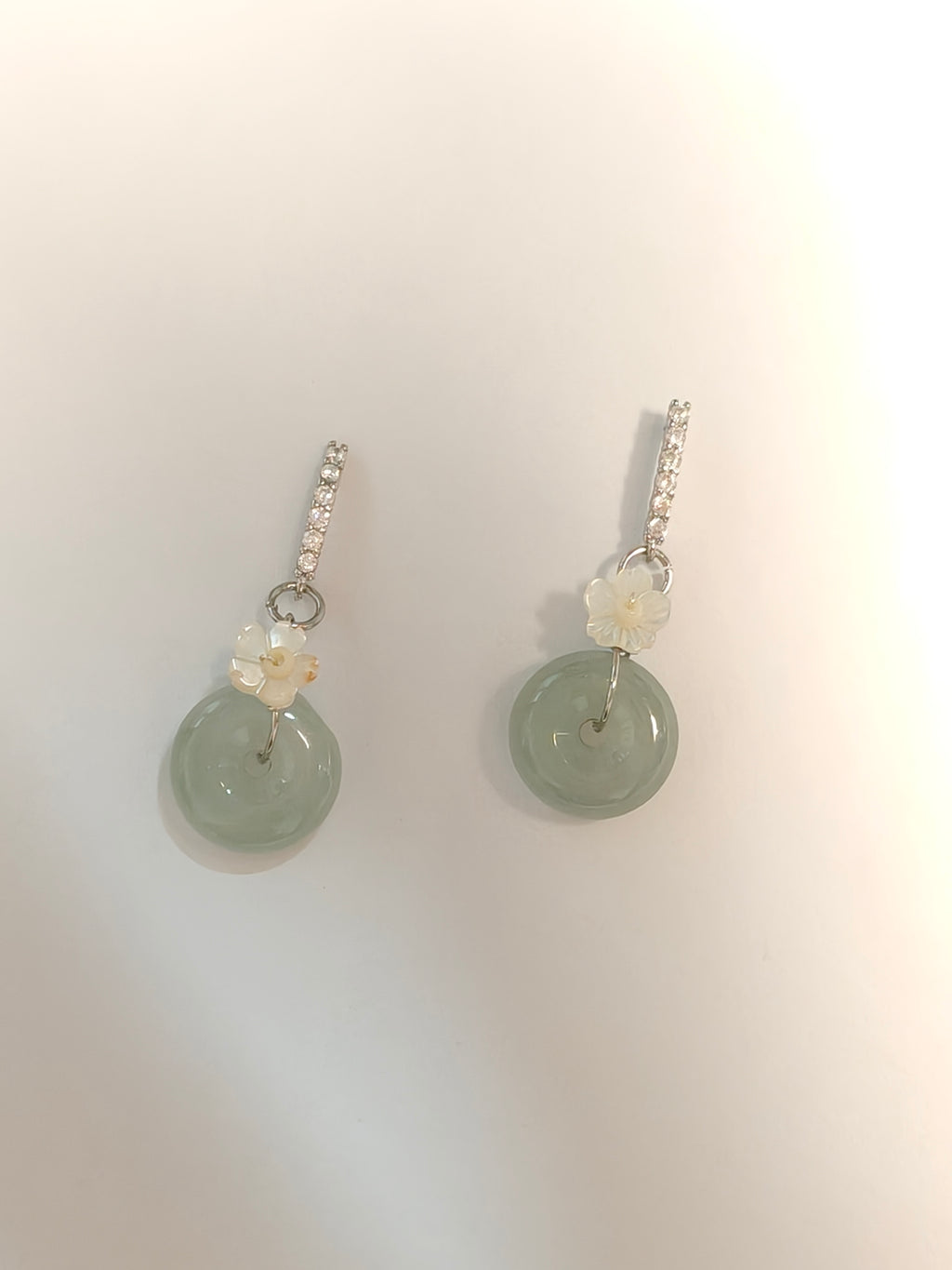 WE ping an kou jadeite earring