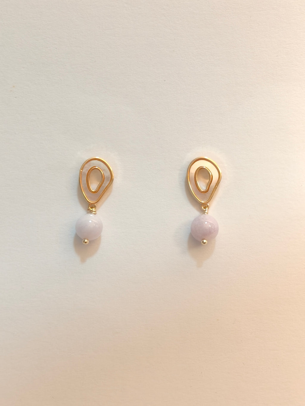 WE lavender jadeite earring