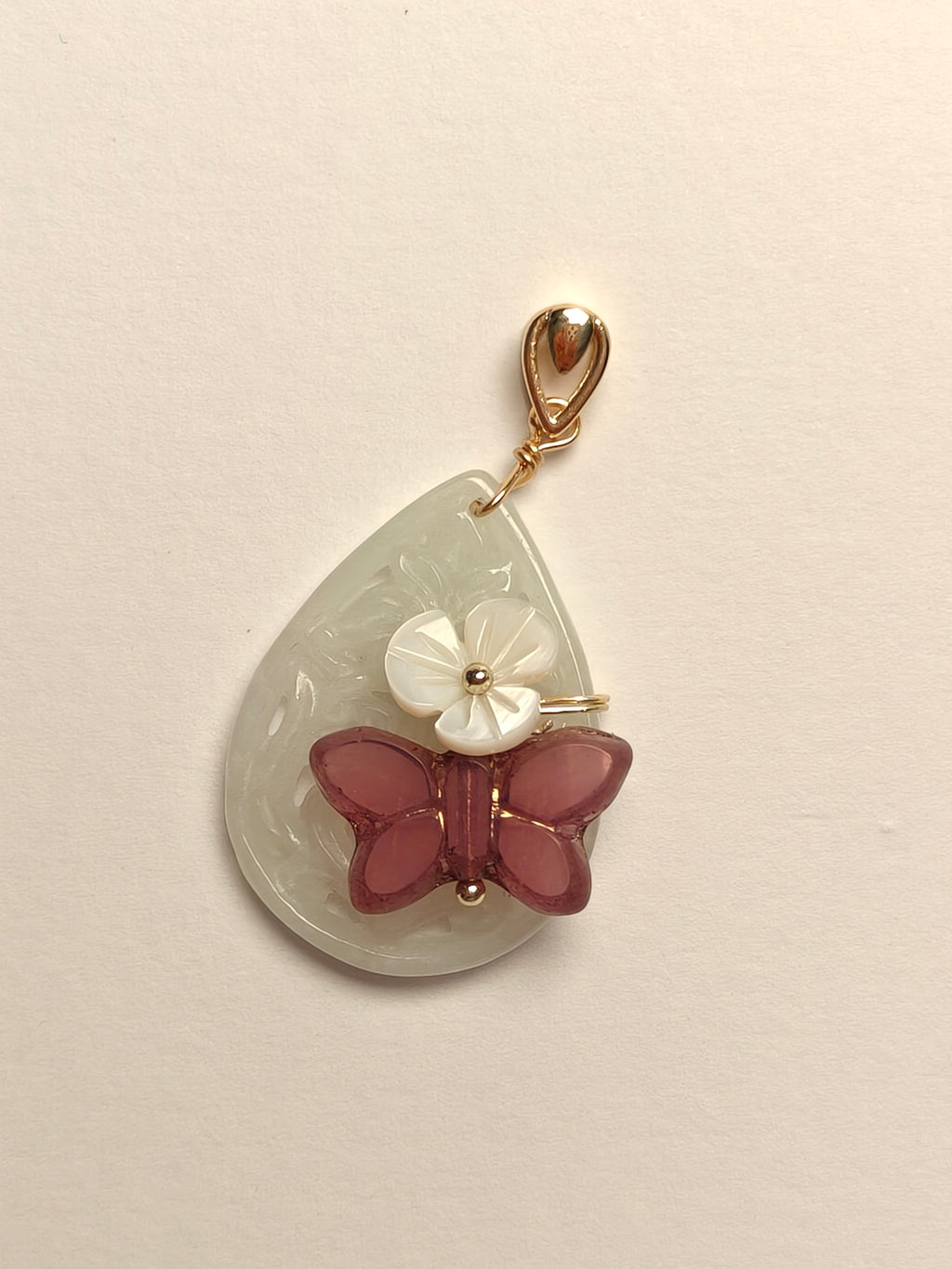 WE Water drop jadeite pendant with free necklace