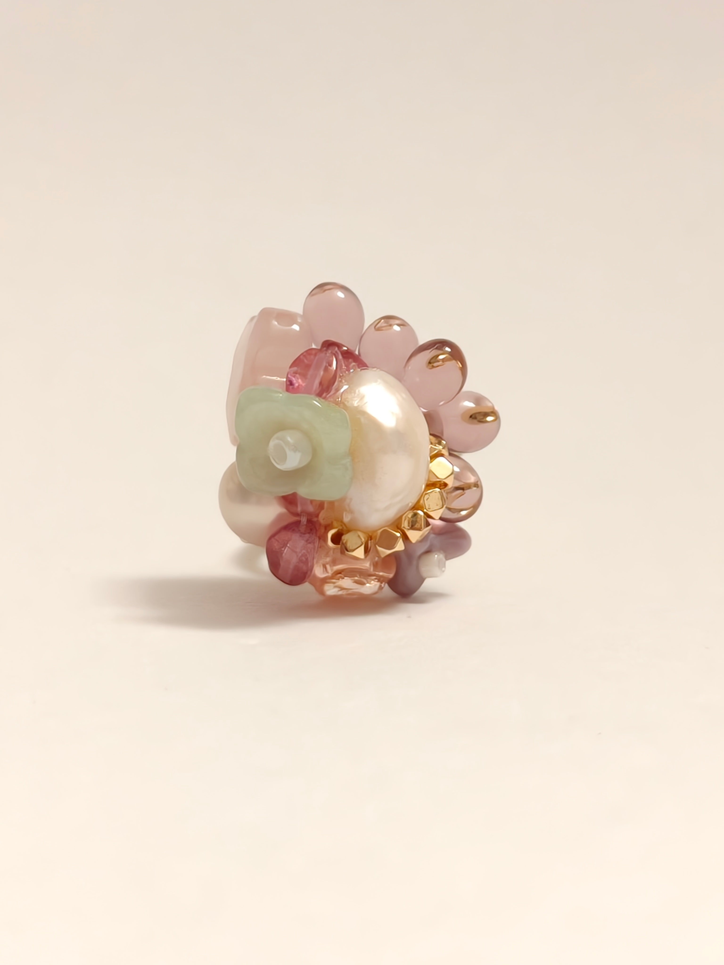 WE Monet Ring