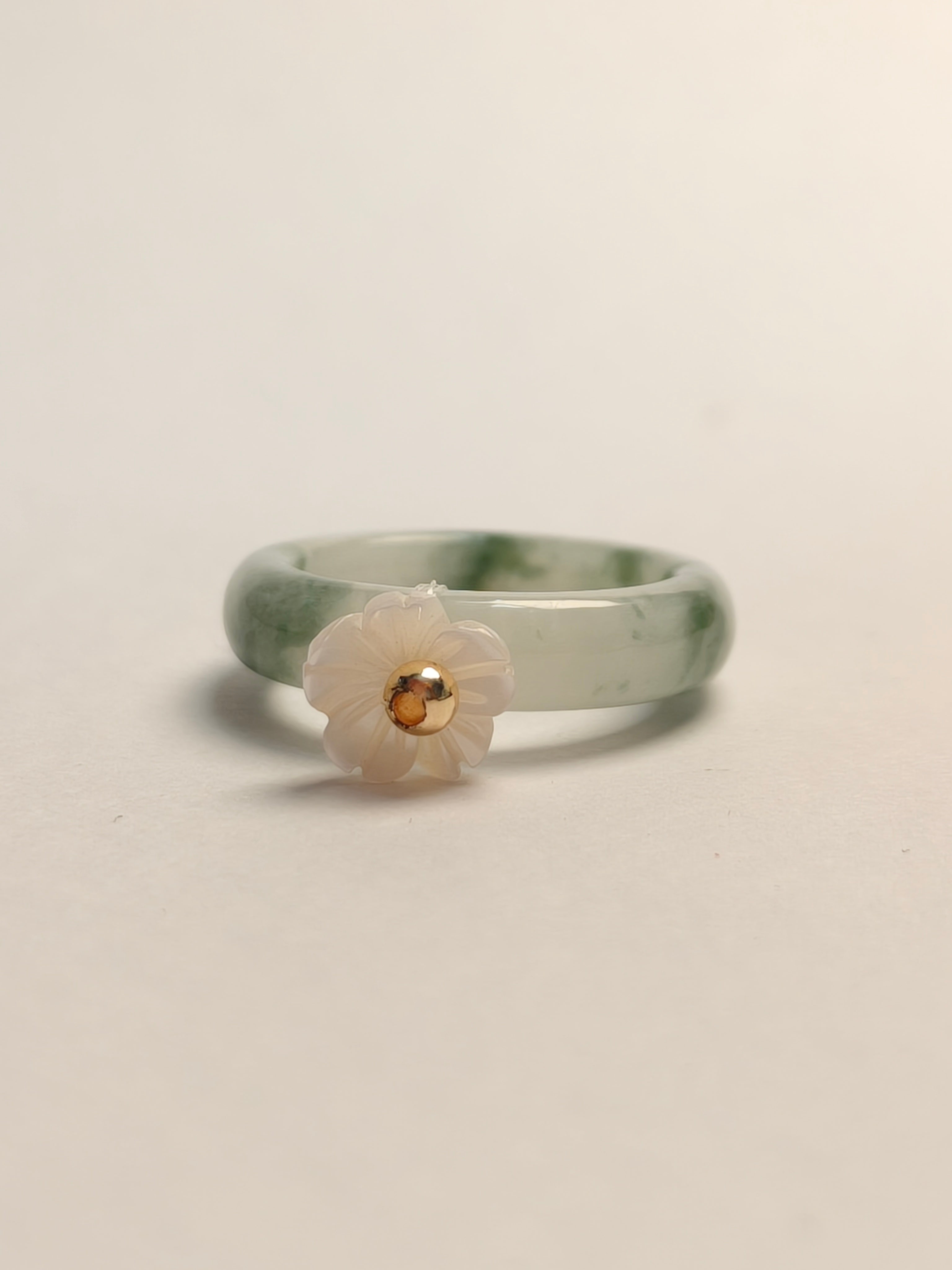 WE minimalist jadeite ring US size 5.5