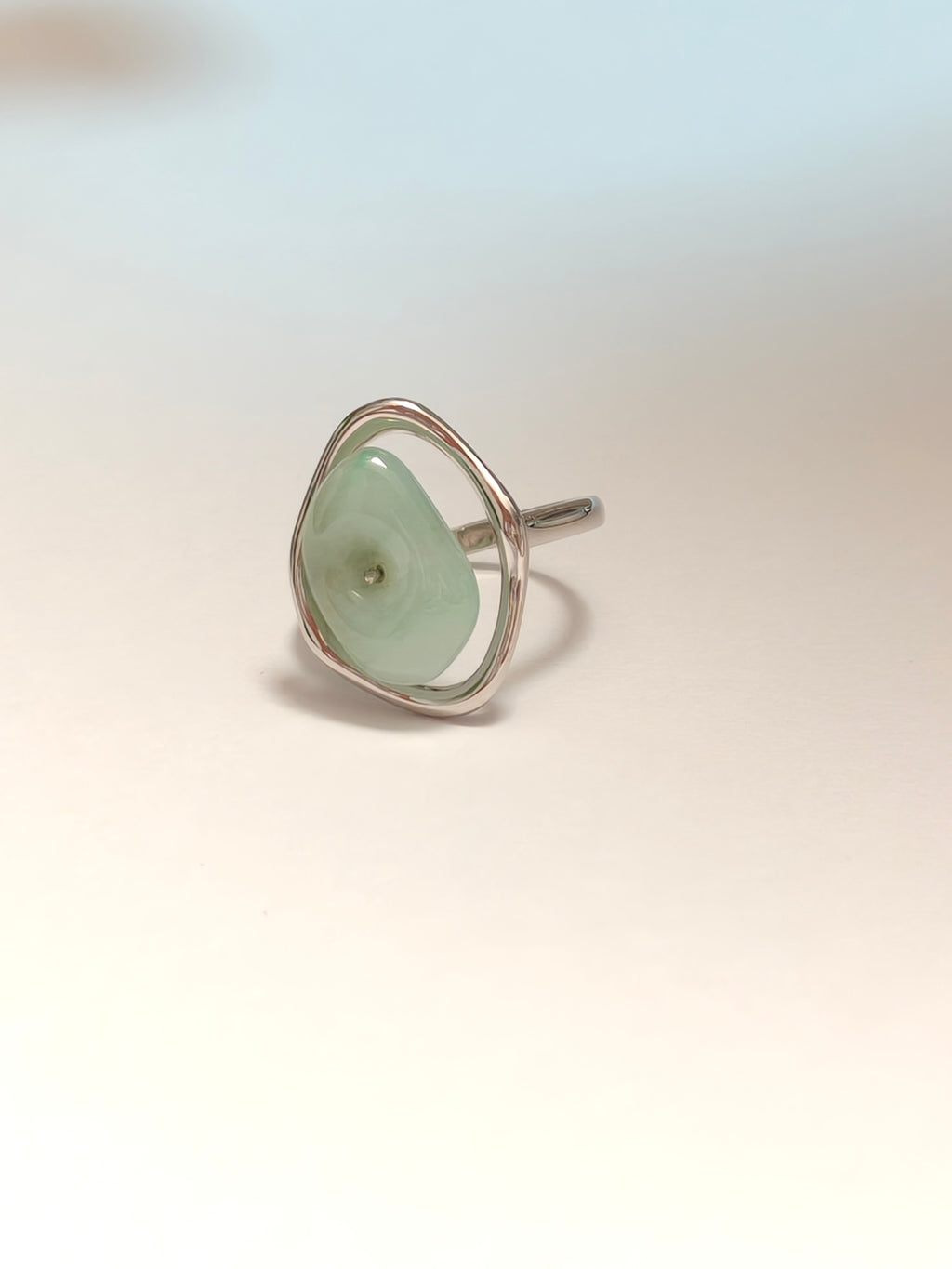 WE Monet Ring