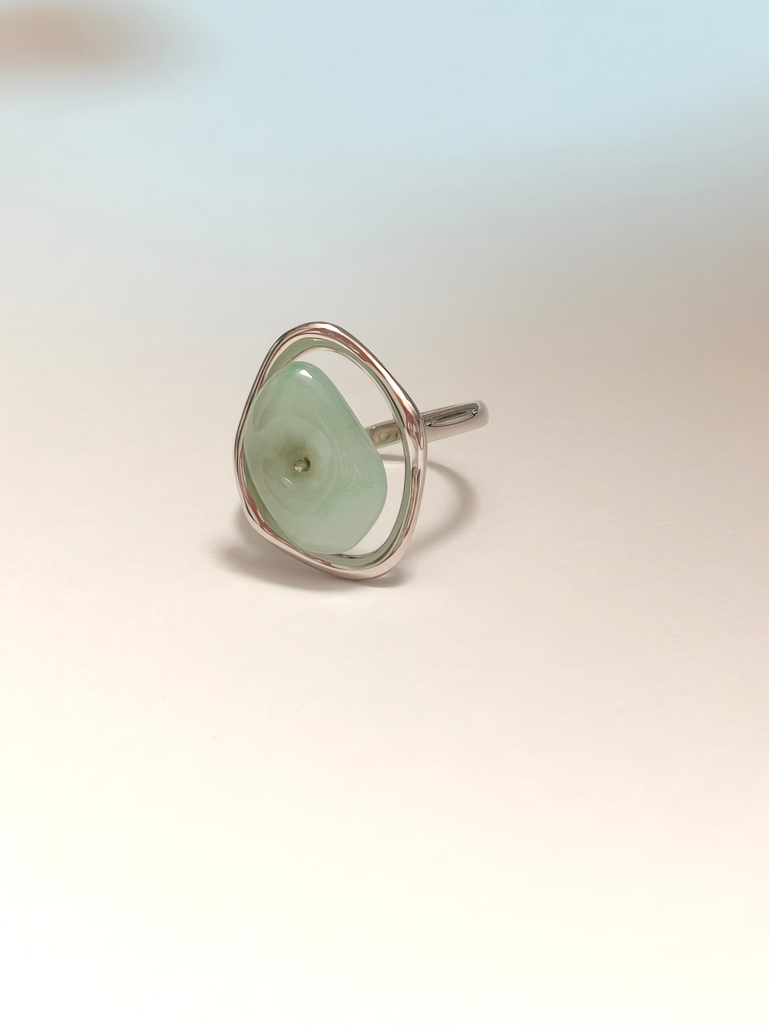 WE Monet Ring