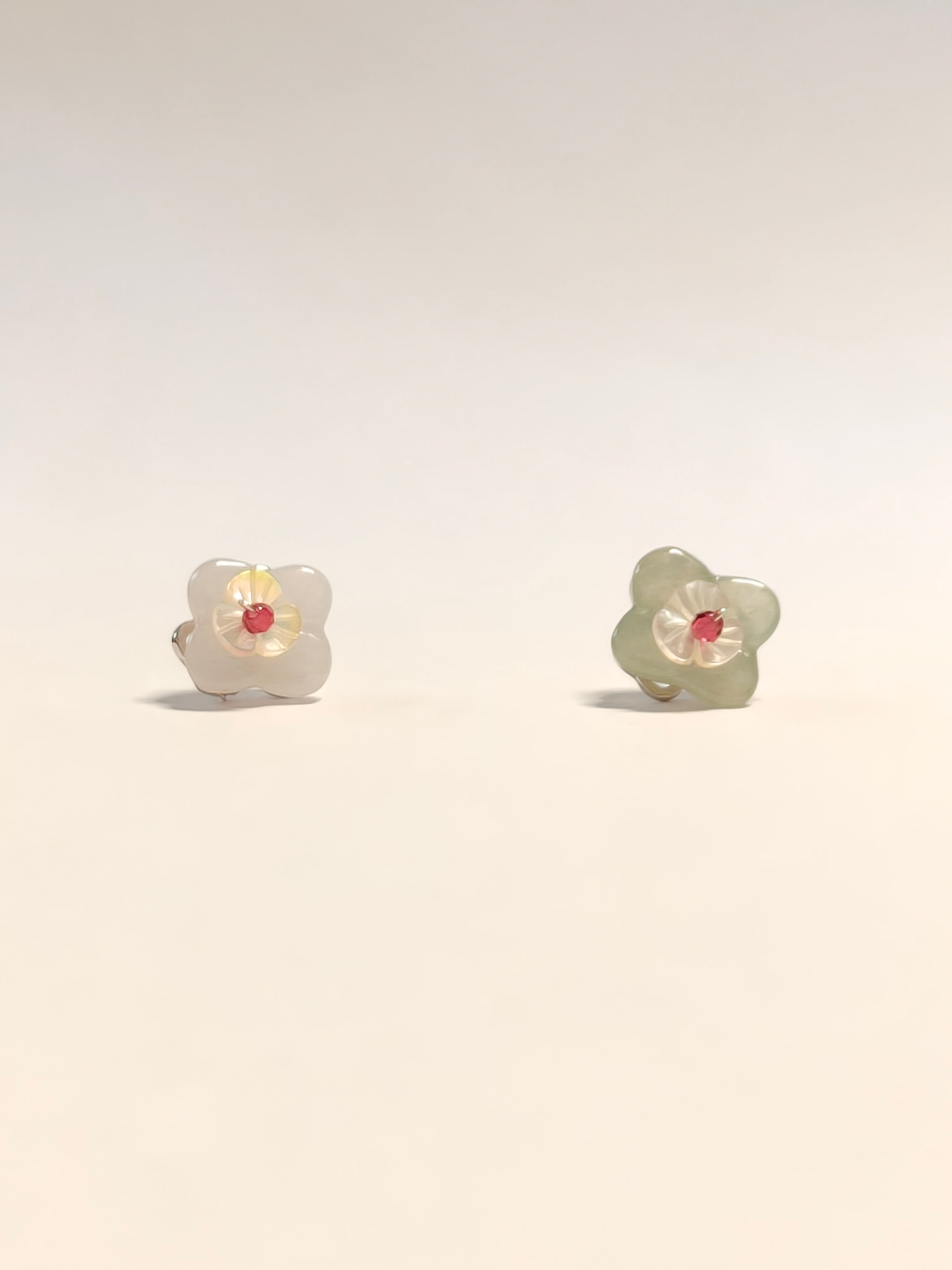 WE Monet jadeite earring