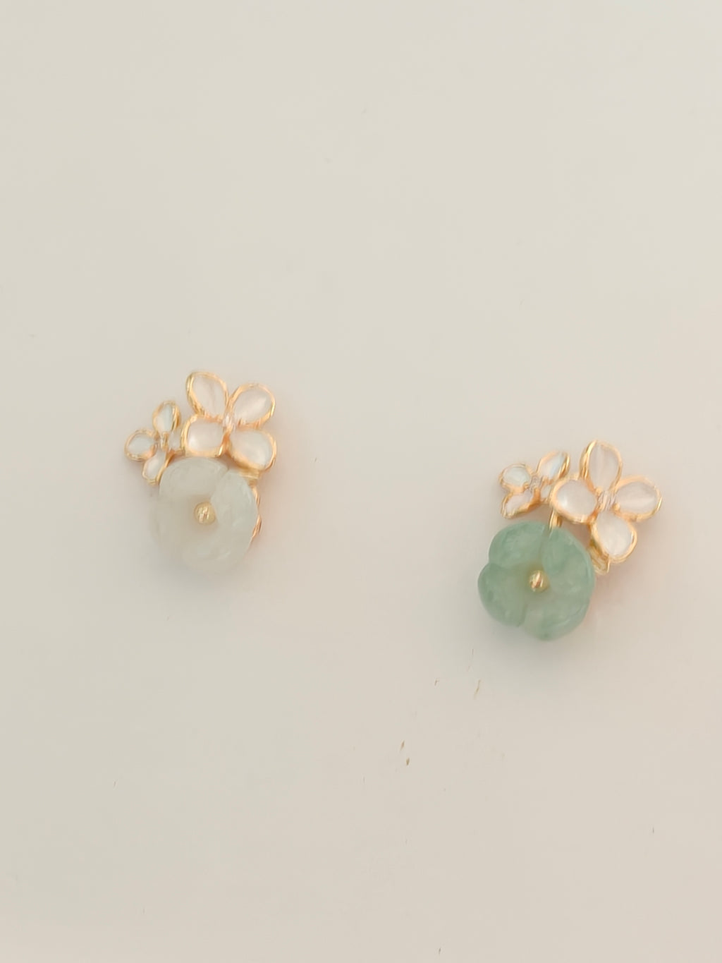WE Monet jadeite earring