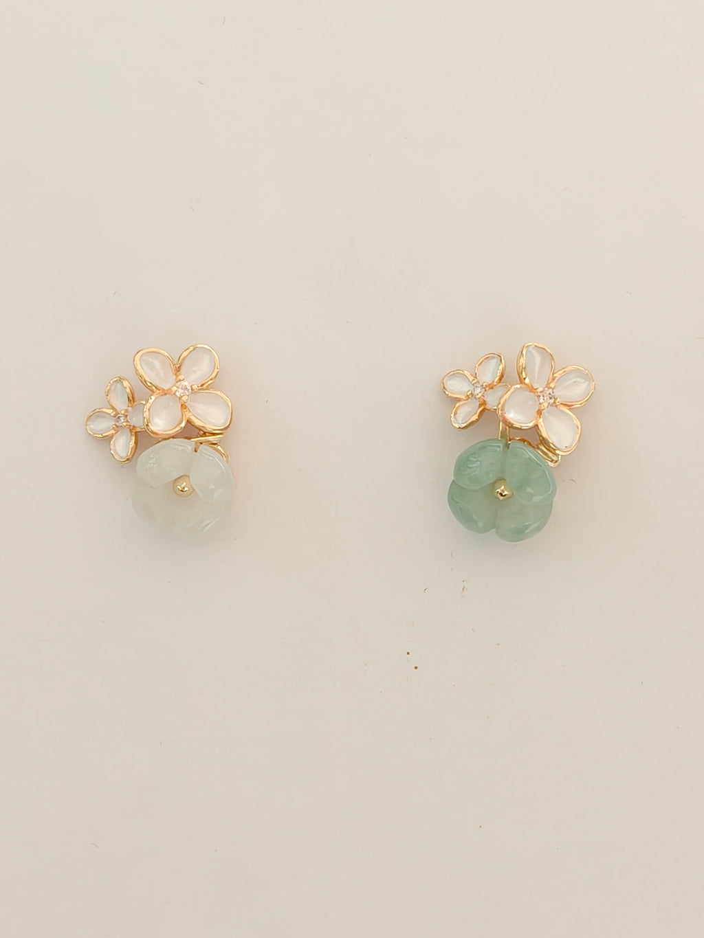WE Monet jadeite earring