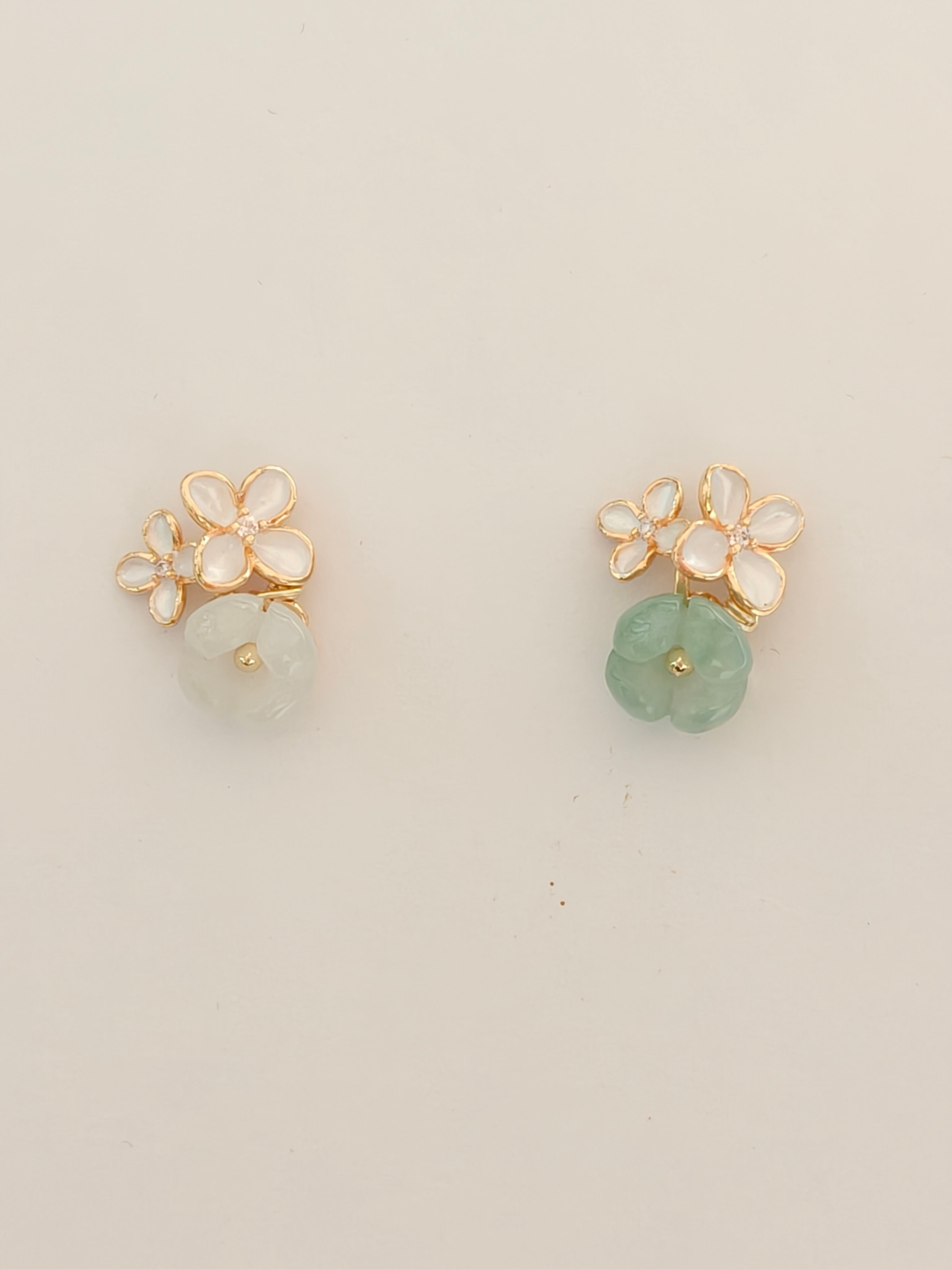 WE Monet jadeite earring