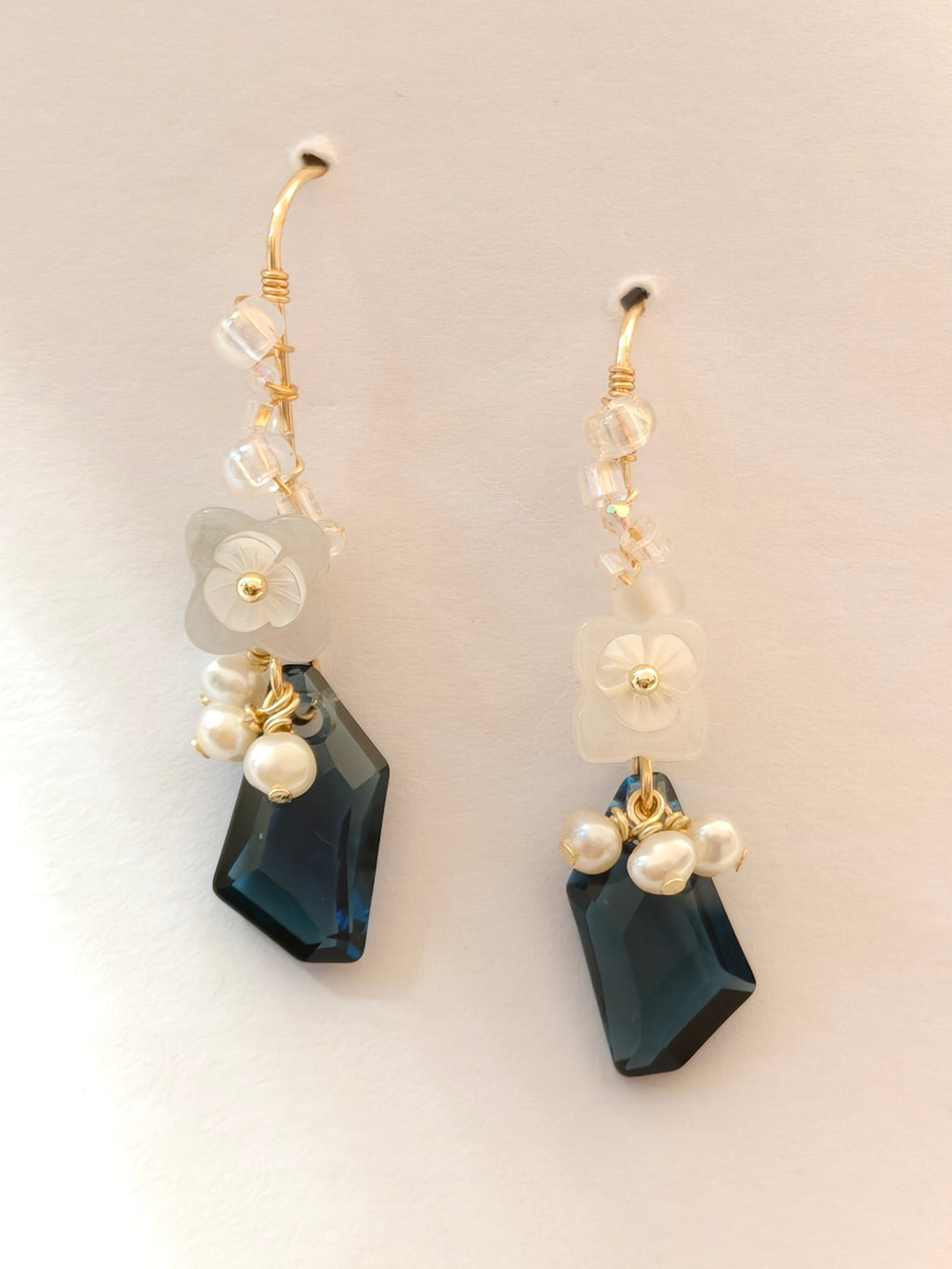 WE delite Swarovski crystal and jadeite earring