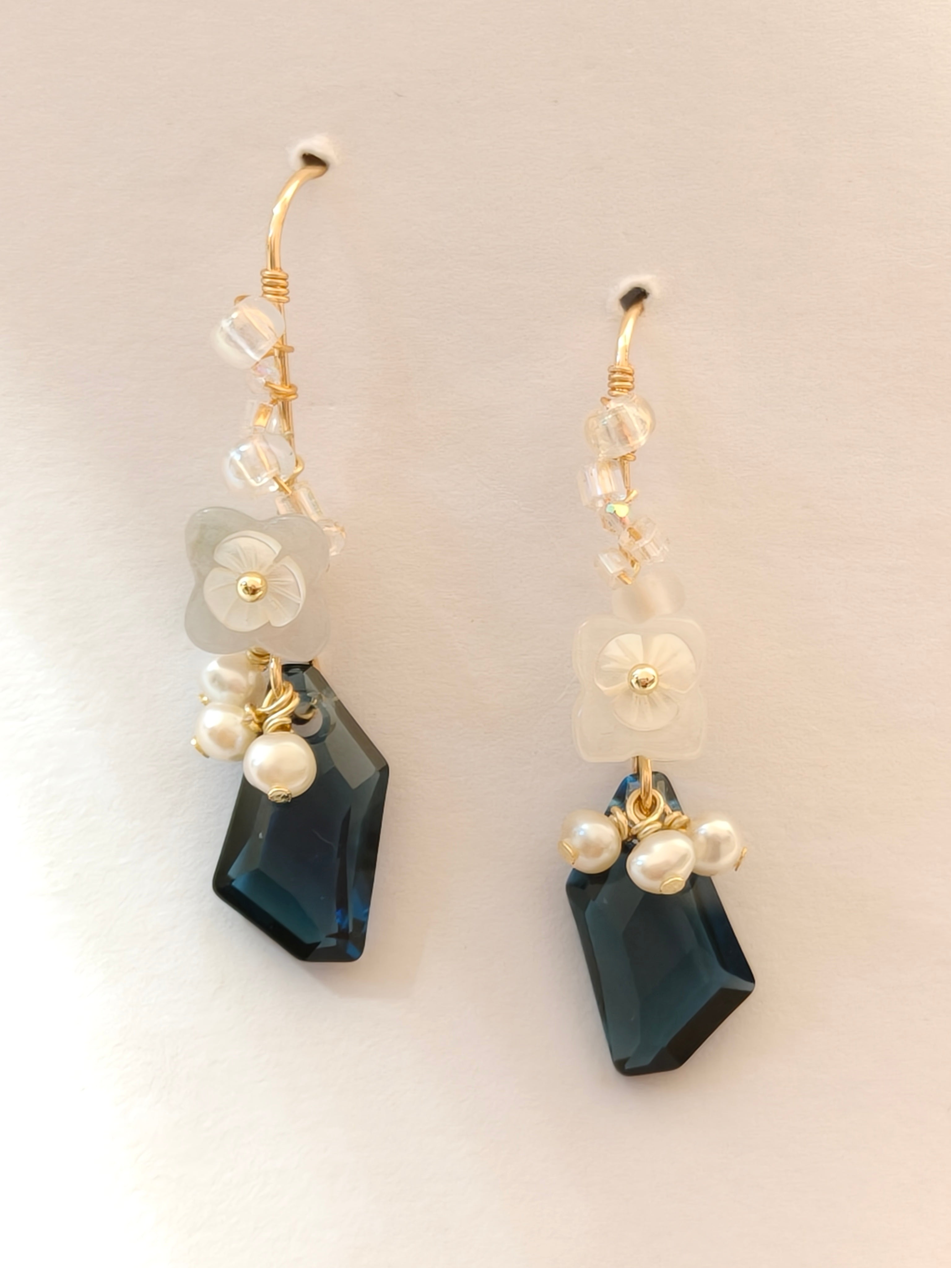WE delite Swarovski crystal and jadeite earring
