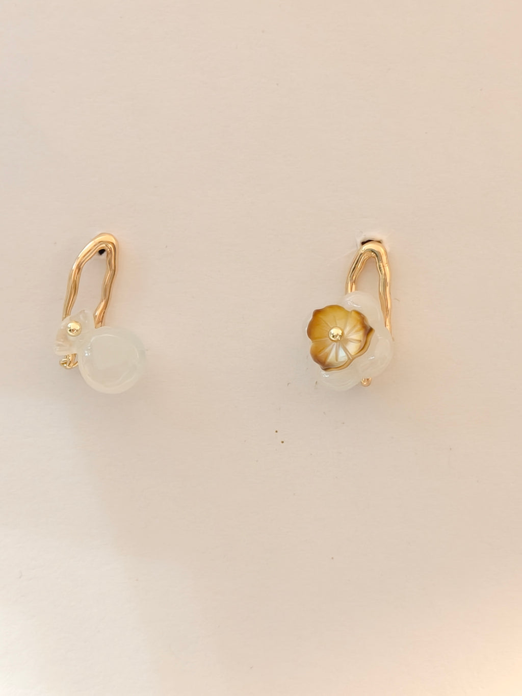 WE Monet jadeite earring