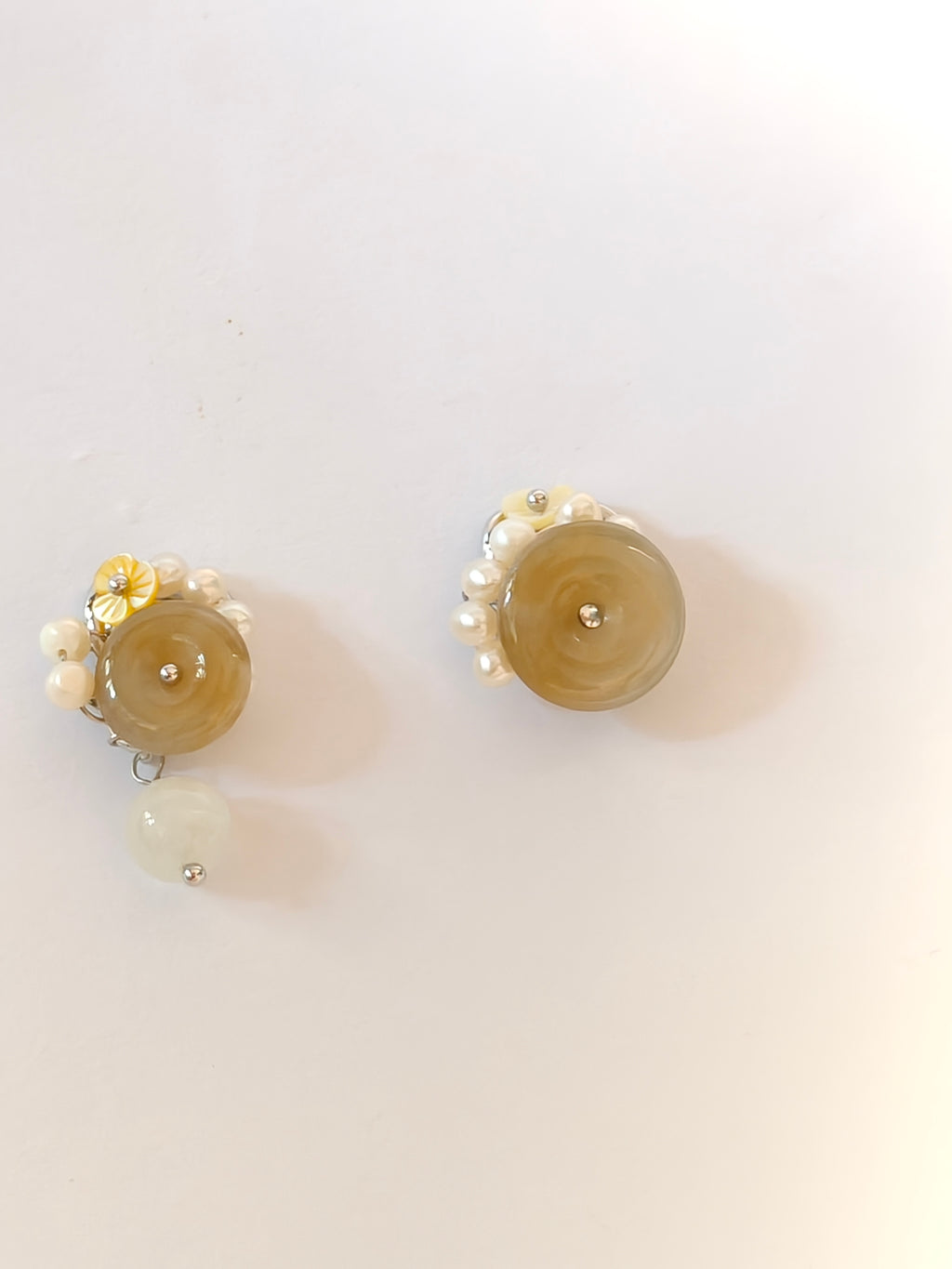 WE Monet jadeite earring