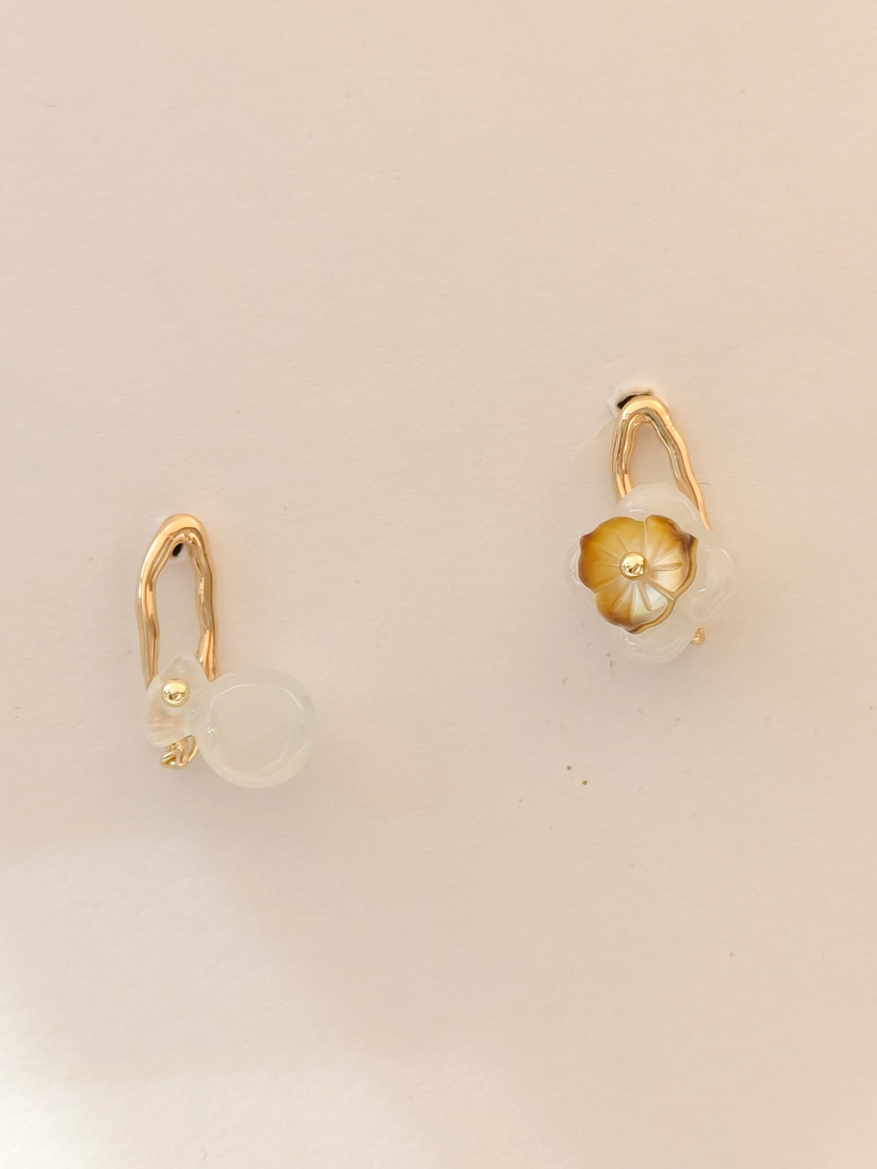 WE Monet jadeite earring