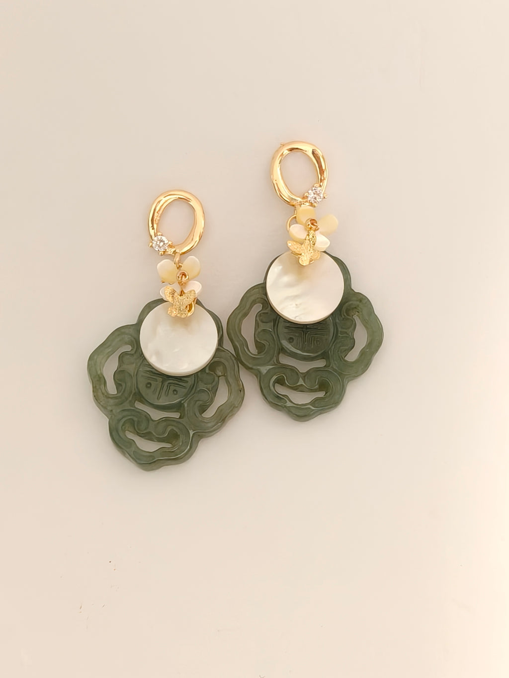 WE Monet jadeite earring