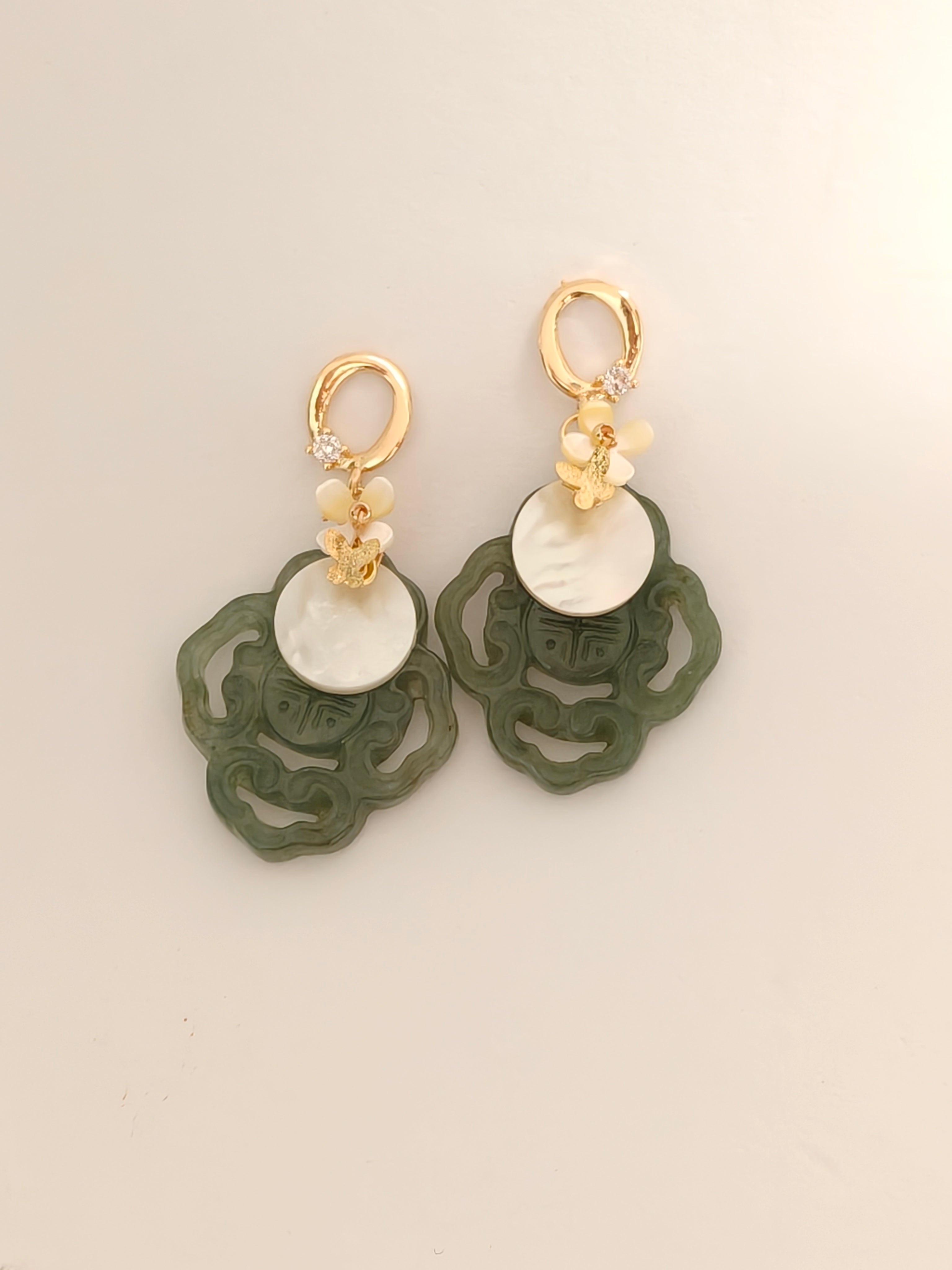 WE Monet jadeite earring