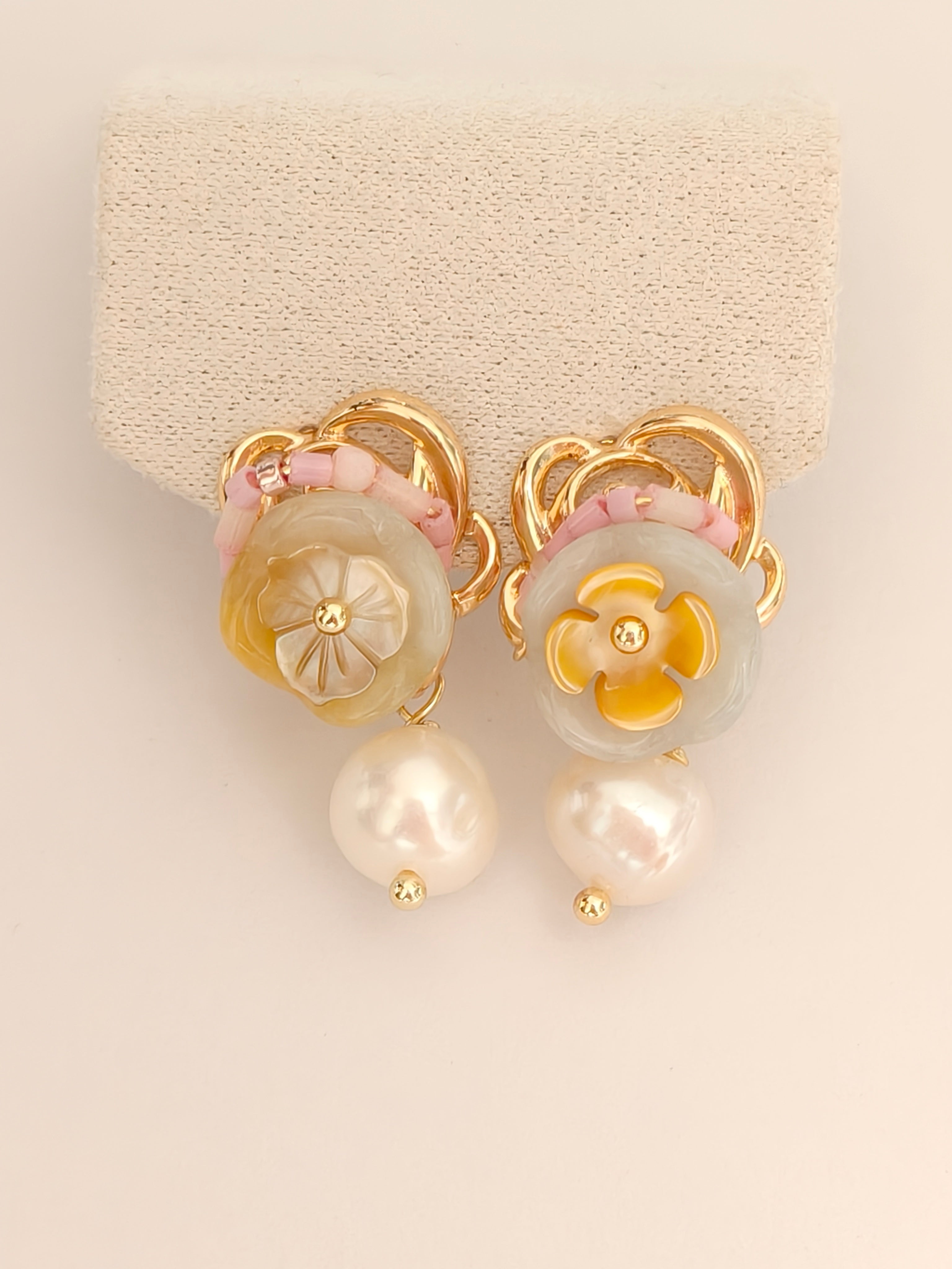 WE Monet flower jadeite earring