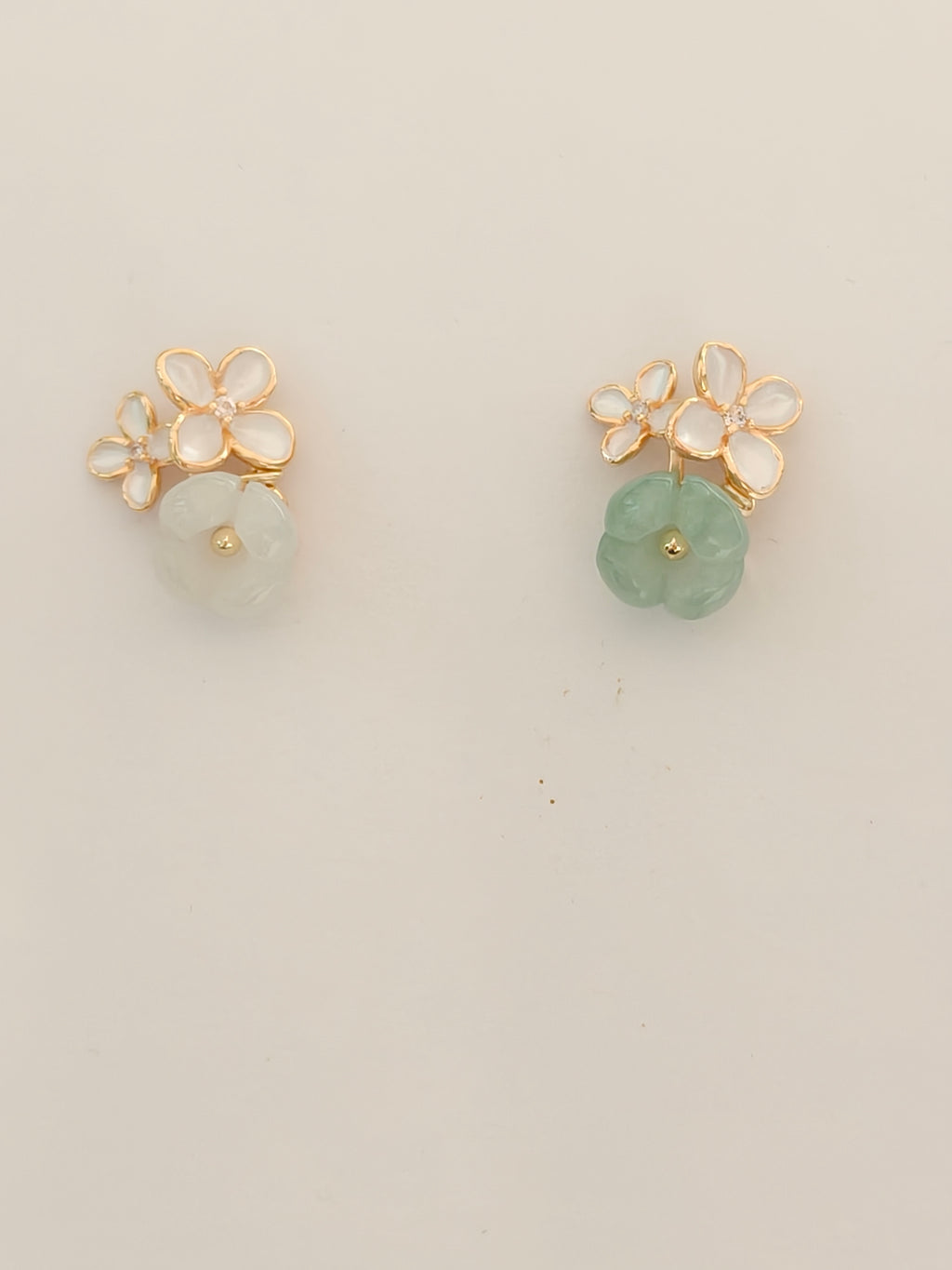 WE Monet jadeite earring