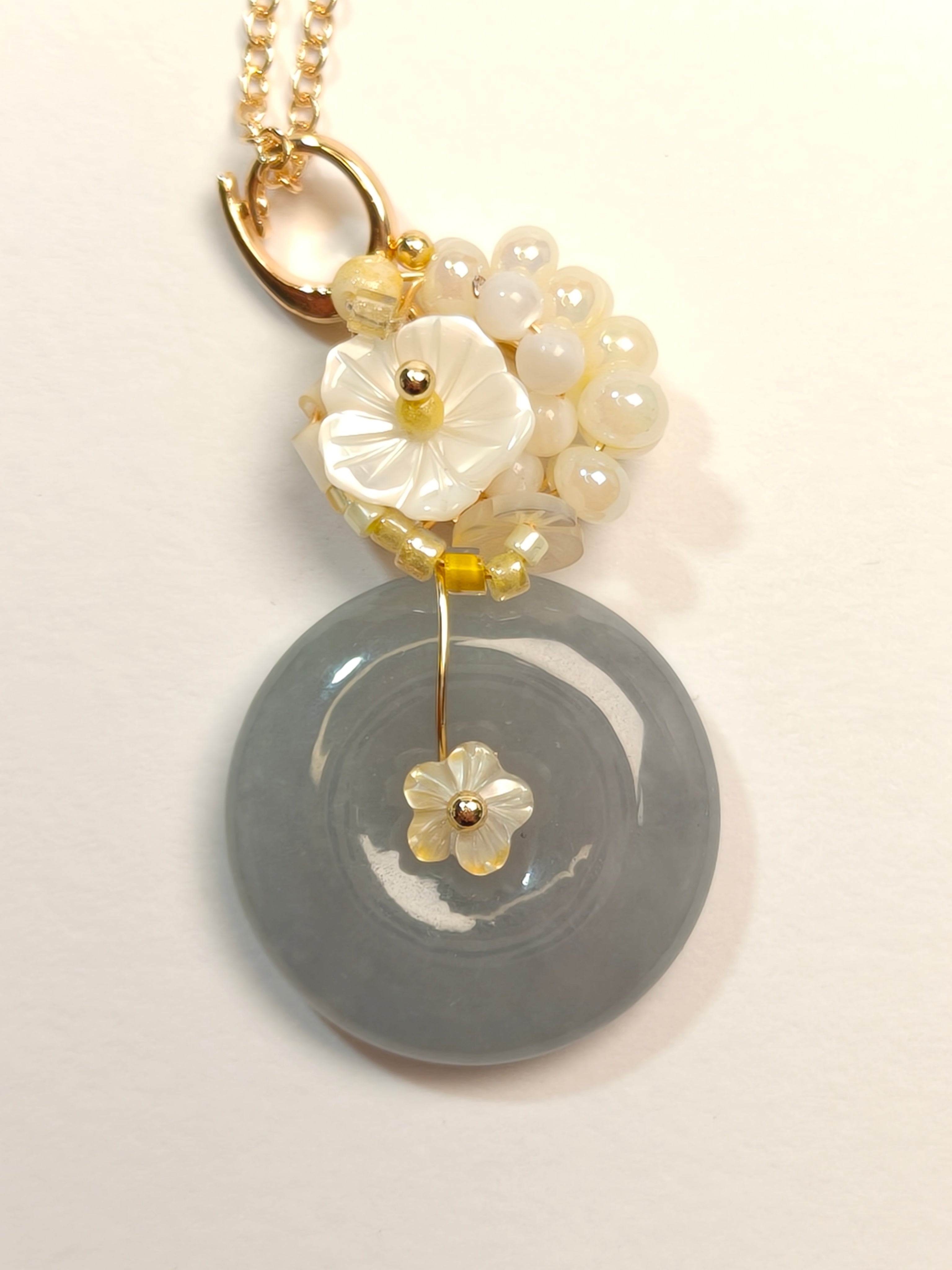 WE ping an kou icy blue necklace jadeite